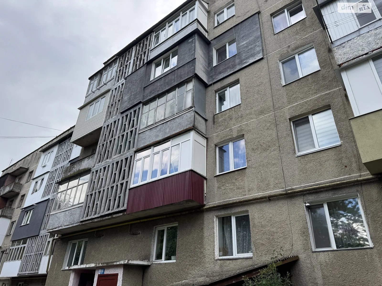Сдается в аренду 3-комнатная квартира 69 кв. м в Черновцах, ул. Кочубея Василия, 35 - фото 1