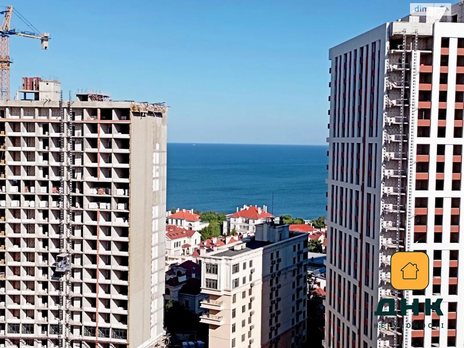 Продается 1-комнатная квартира 45 кв. м в Одессе, ул. Генуэзская, 3Г - фото 1