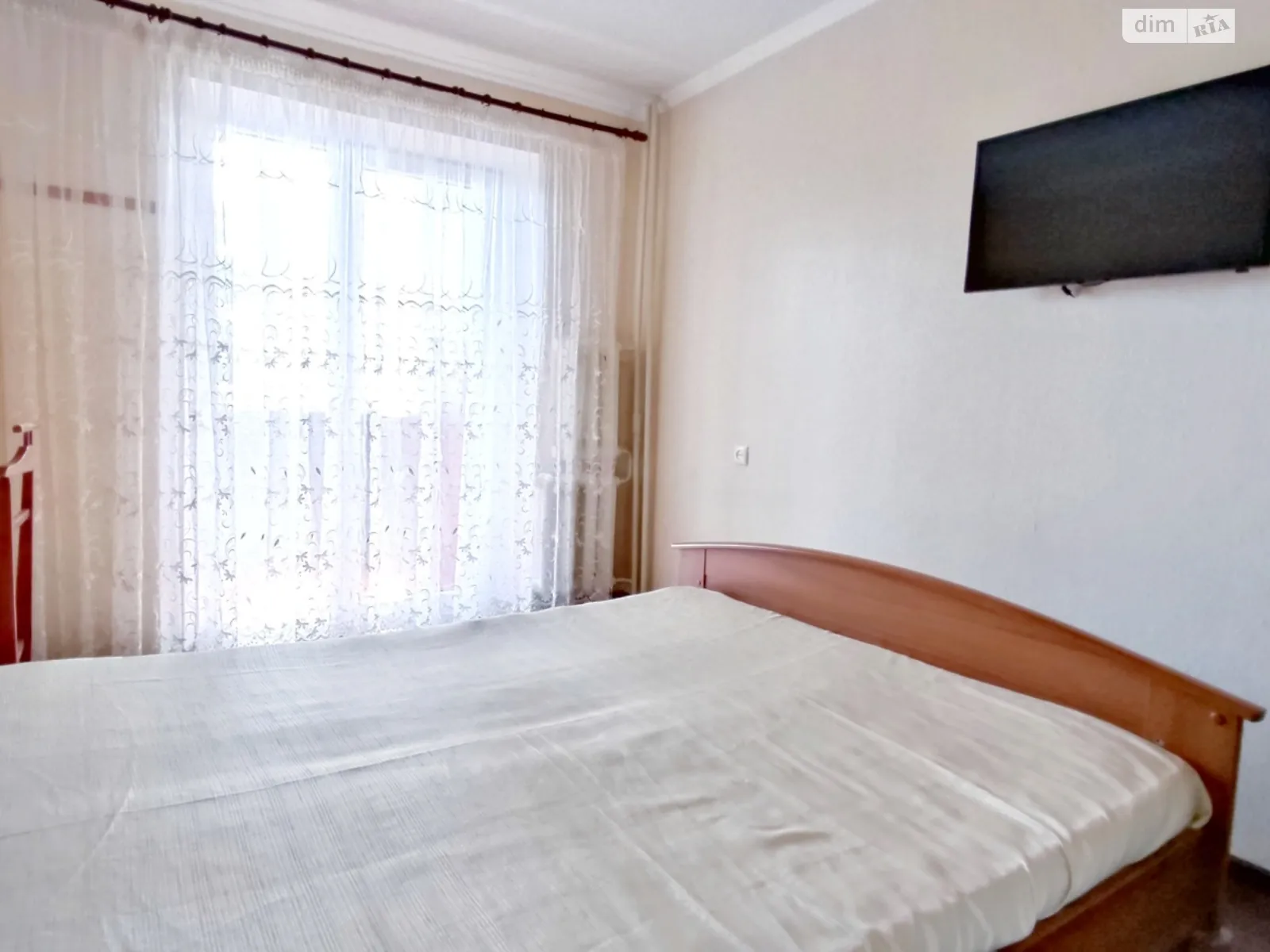 Сдается в аренду 3-комнатная квартира 60 кв. м в Днепре, мас. Тополь-2, 14 - фото 1