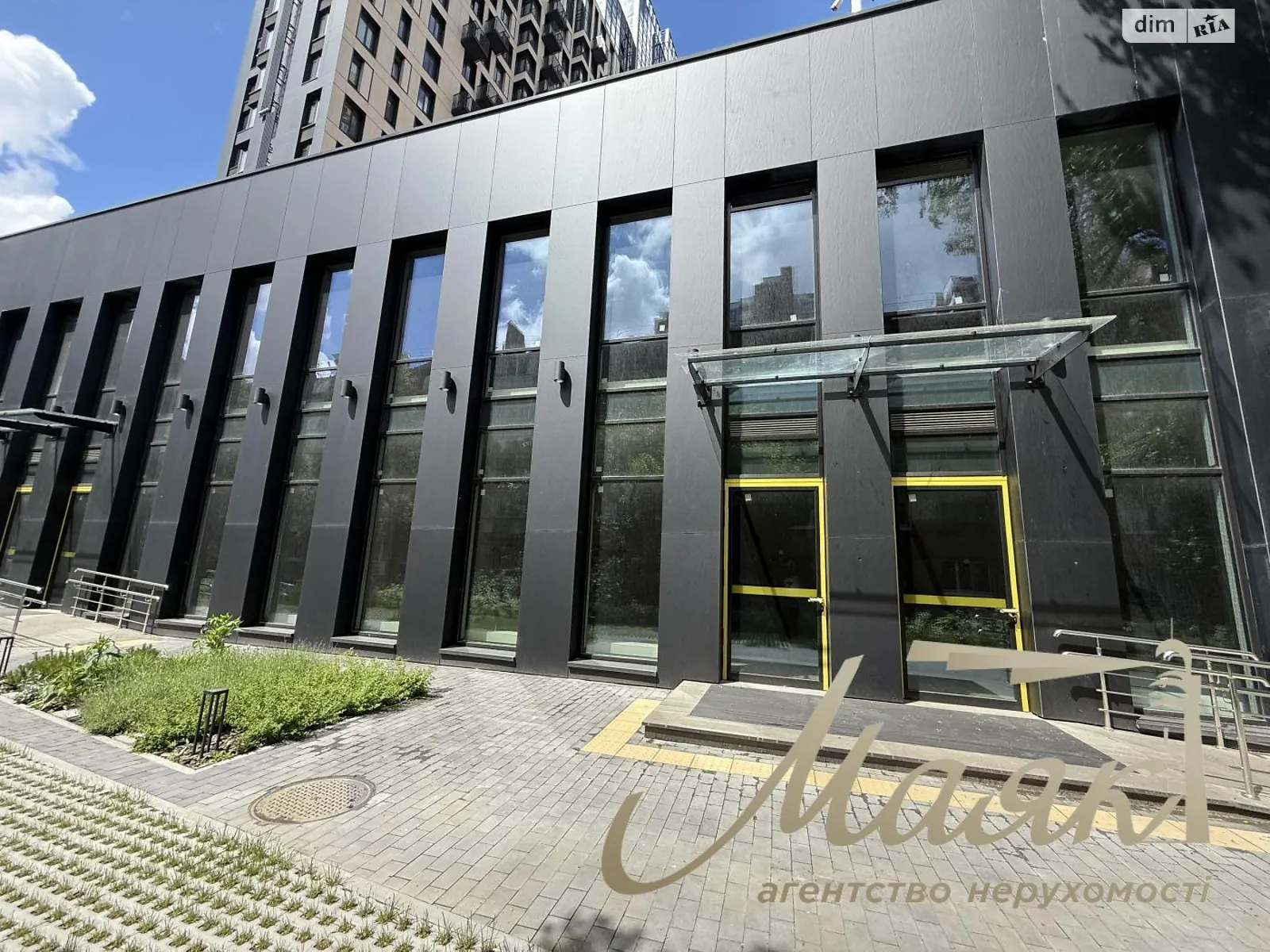 ул. Василия Тютюнника Саперное Поле Киев ЖК Triiinity Дворец Украина, цена: 2485 $ - фото 1