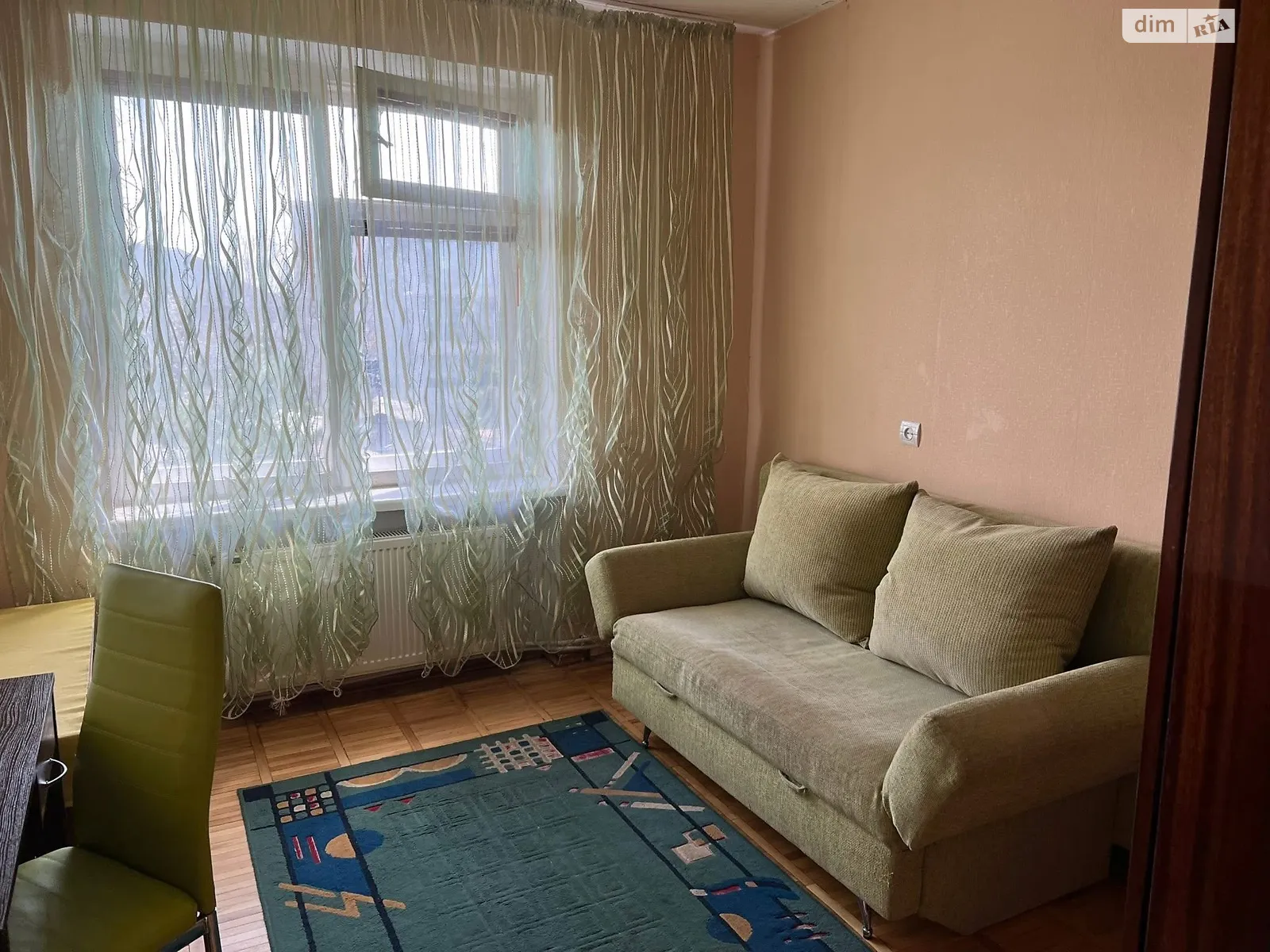 Здається в оренду кімната 9 кв. м у Ужгороді, цена: 5500 грн - фото 1