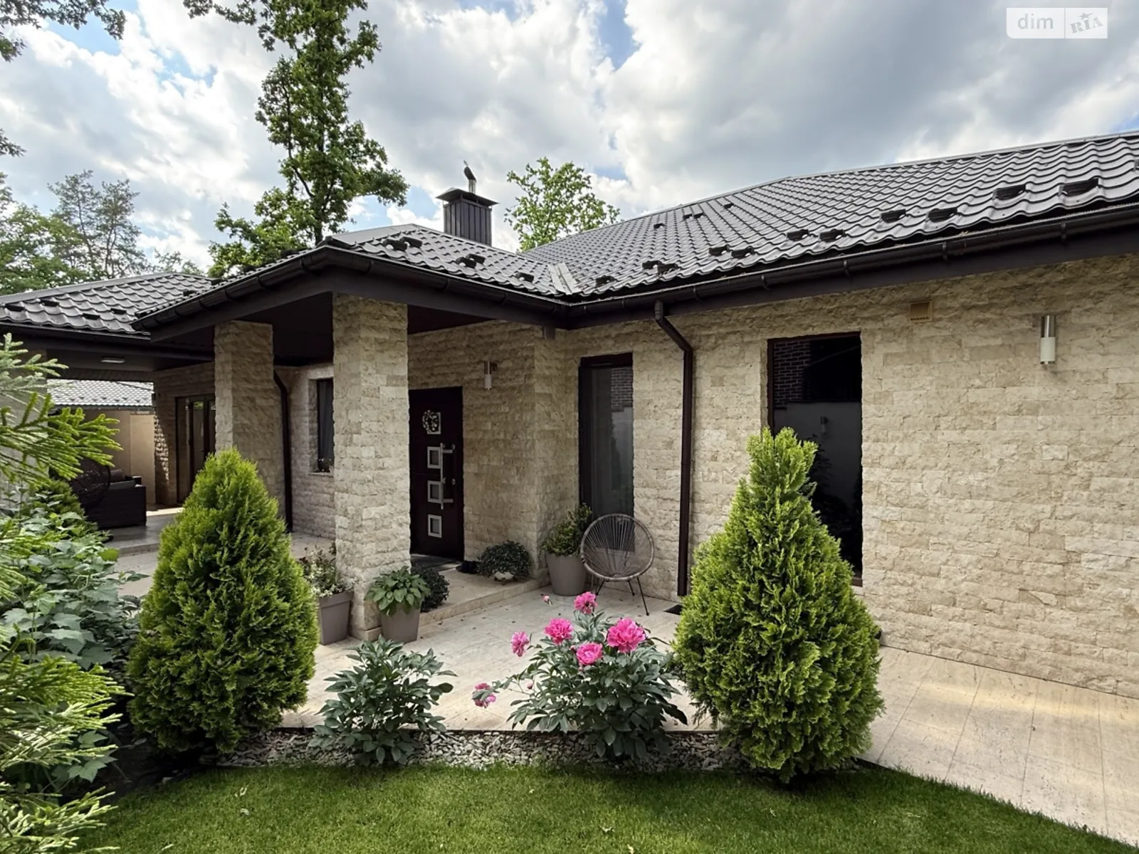 Продается одноэтажный дом 185 кв. м с мебелью, цена: 349900 $ - фото 1