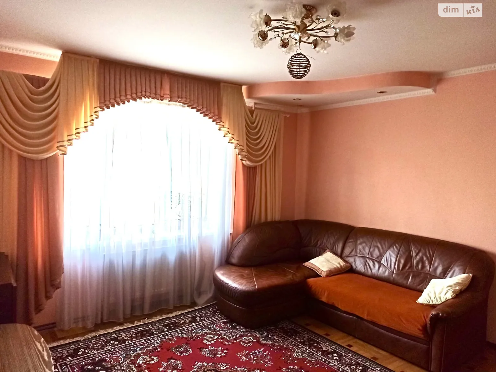 4-кімнатна квартира 74.6 кв. м у Тернополі, вул. Торговиця(Живова Анатолія), 37 - фото 1