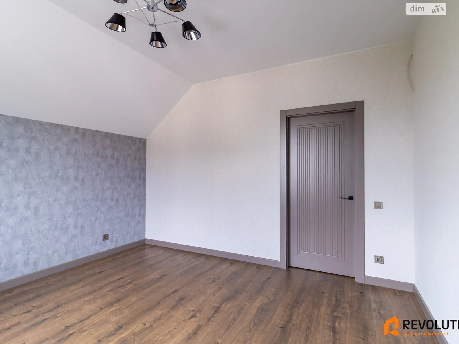 Продается дом на 2 этажа 144.7 кв. м с беседкой, цена: 165000 $ - фото 1