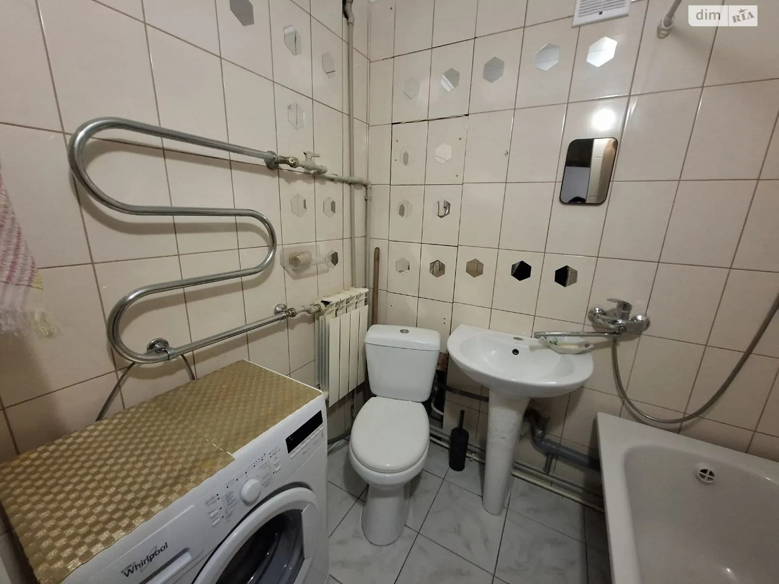 Продается 1-комнатная квартира 27.9 кв. м в Николаеве, ул. Евгения Логинова(Крылова), 40/1 - фото 1