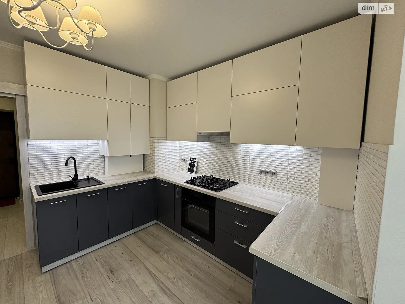 Продається 1-кімнатна квартира 52 кв. м у Миколаєві, цена: 53000 $ - фото 1