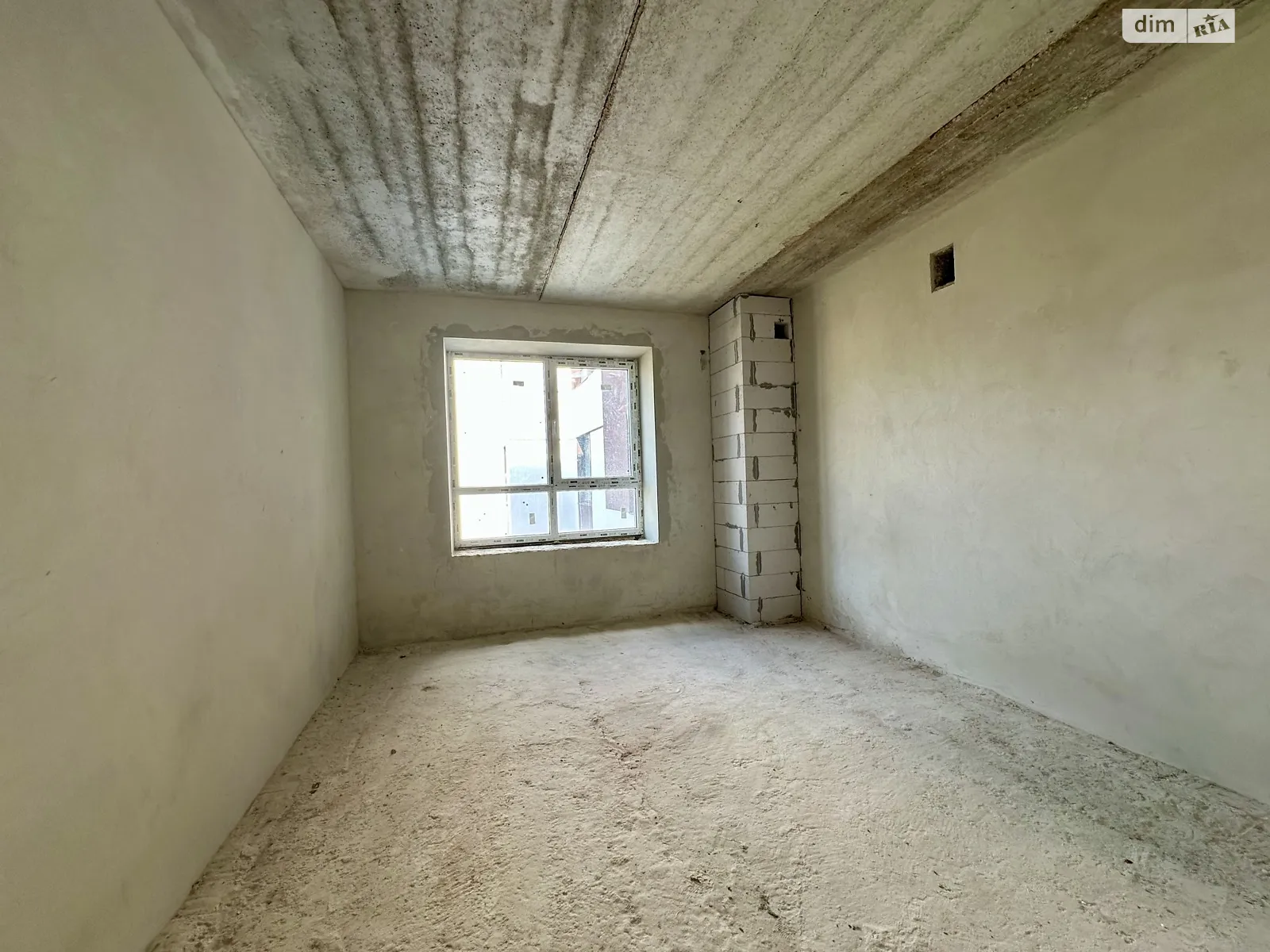 Продается 1-комнатная квартира 38.39 кв. м в Ивано-Франковске, ул. Ленкавского, 12б - фото 1