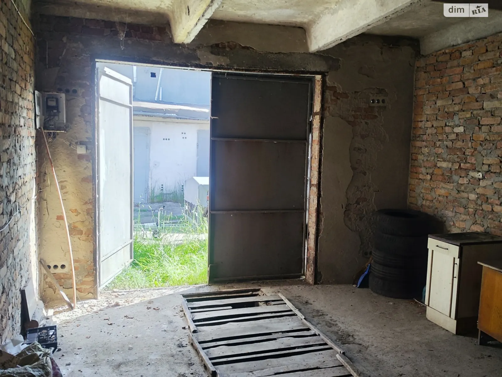 Продається окремий гараж універсальний на 24 кв. м, цена: 4000 $ - фото 1