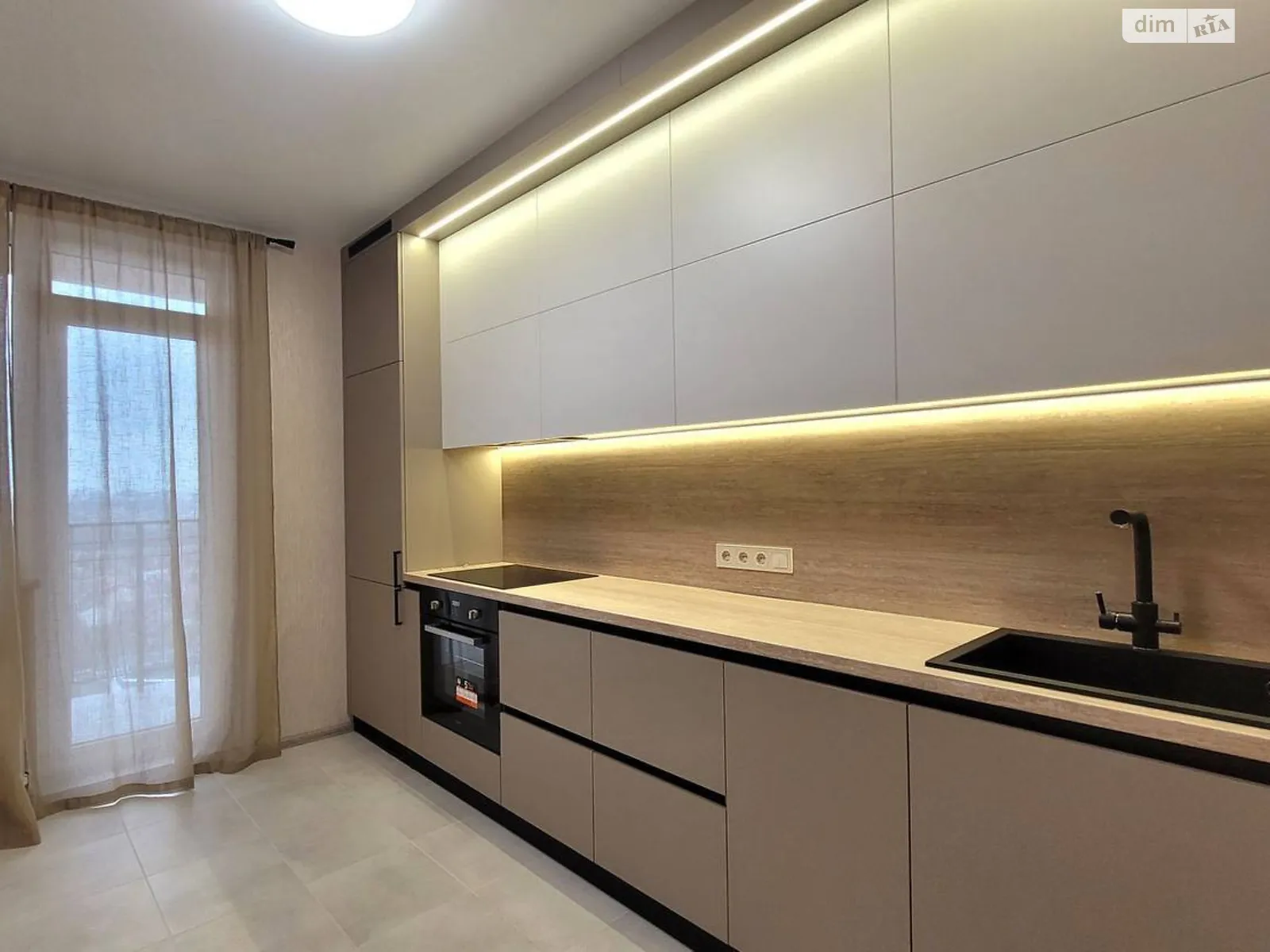 Сдается в аренду 2-комнатная квартира 58 кв. м в Одессе, цена: 450 $ - фото 1