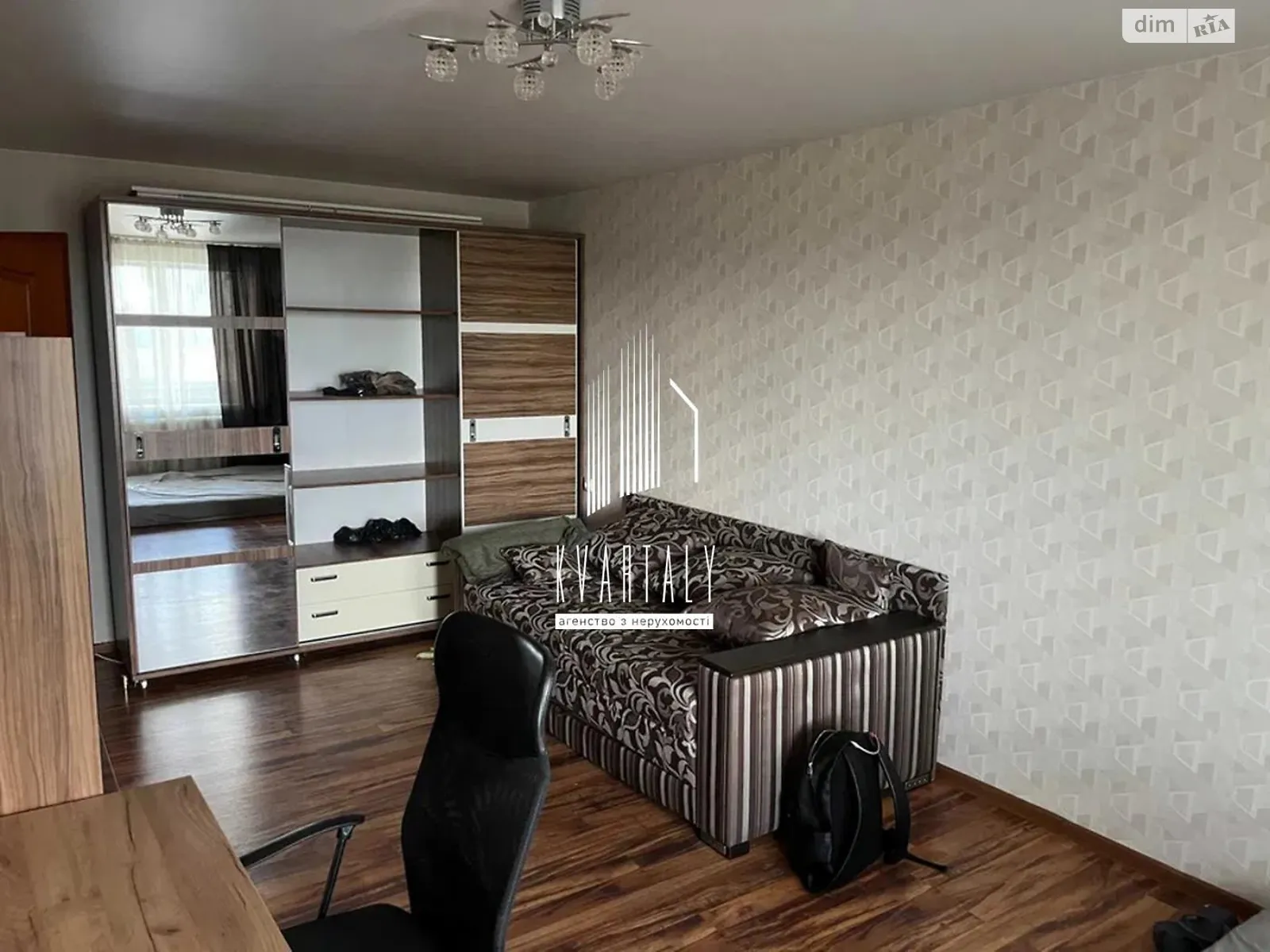 Здається в оренду 1-кімнатна квартира 38 кв. м у Києві, вул. Богдана Гаврилишина(Ванди Василевської), 4 - фото 1