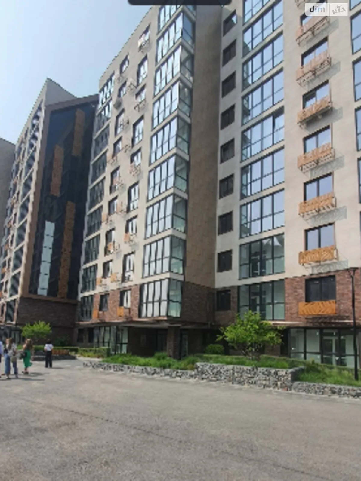 Продается 2-комнатная квартира 91 кв. м в Харькове, ул. Динамовская, 15А - фото 1