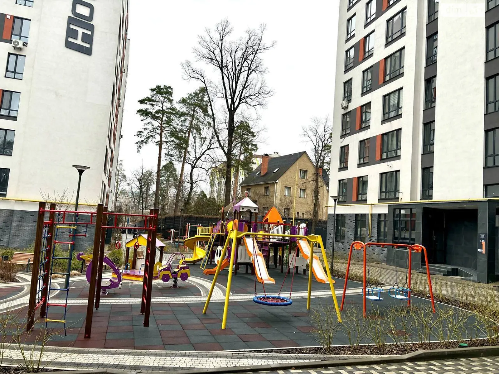 Продается 2-комнатная квартира 58.2 кв. м в Ирпене, ул. Павленко, 56 - фото 1