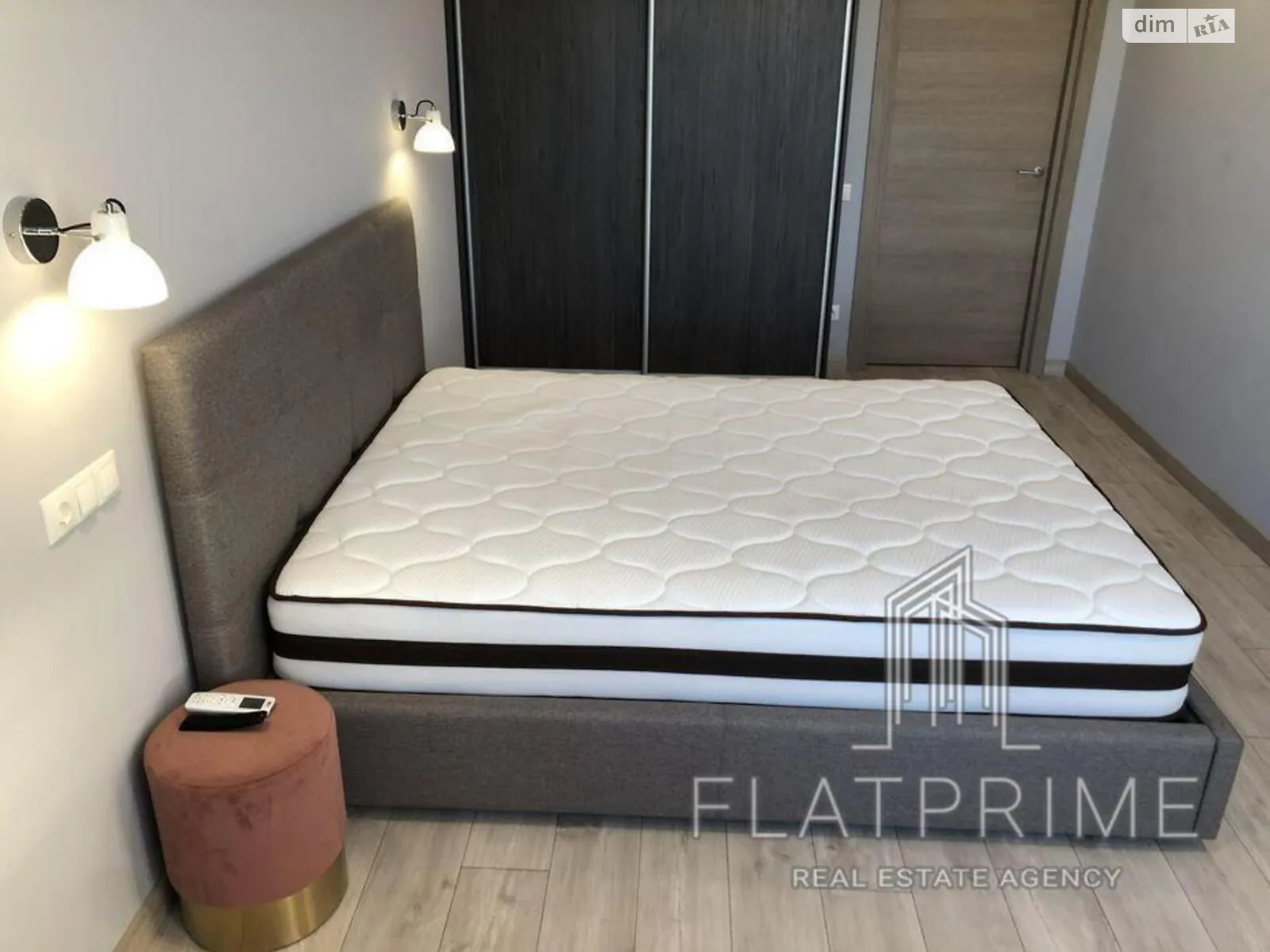 Продається 1-кімнатна квартира 43 кв. м у Києві, вул. Драгоманова, 10 - фото 1