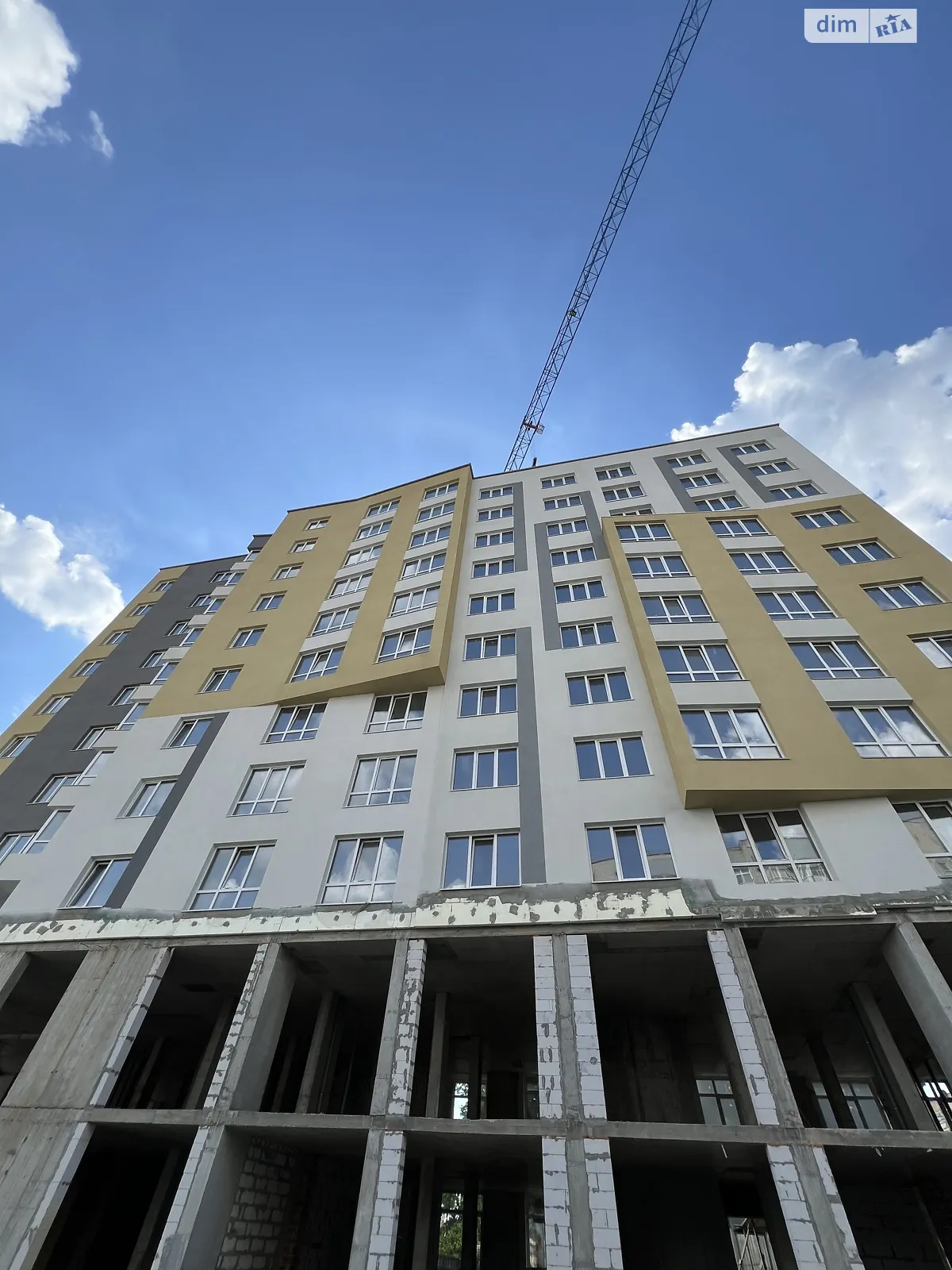 Продается 1-комнатная квартира 38 кв. м в Виннице, ул. Евгения Пикуса, 14 - фото 1
