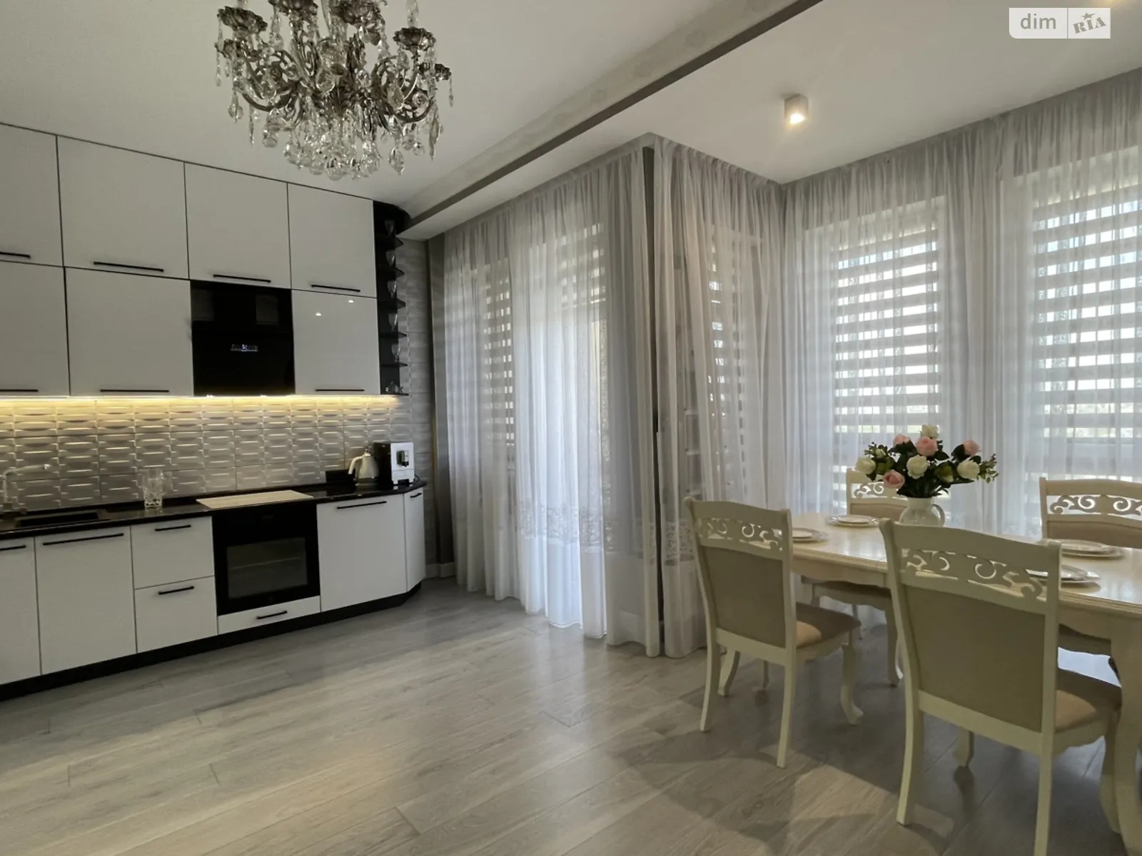 Продається 1-кімнатна квартира 51 кв. м у Вінниці, просп. Космонавтів, 49 - фото 1