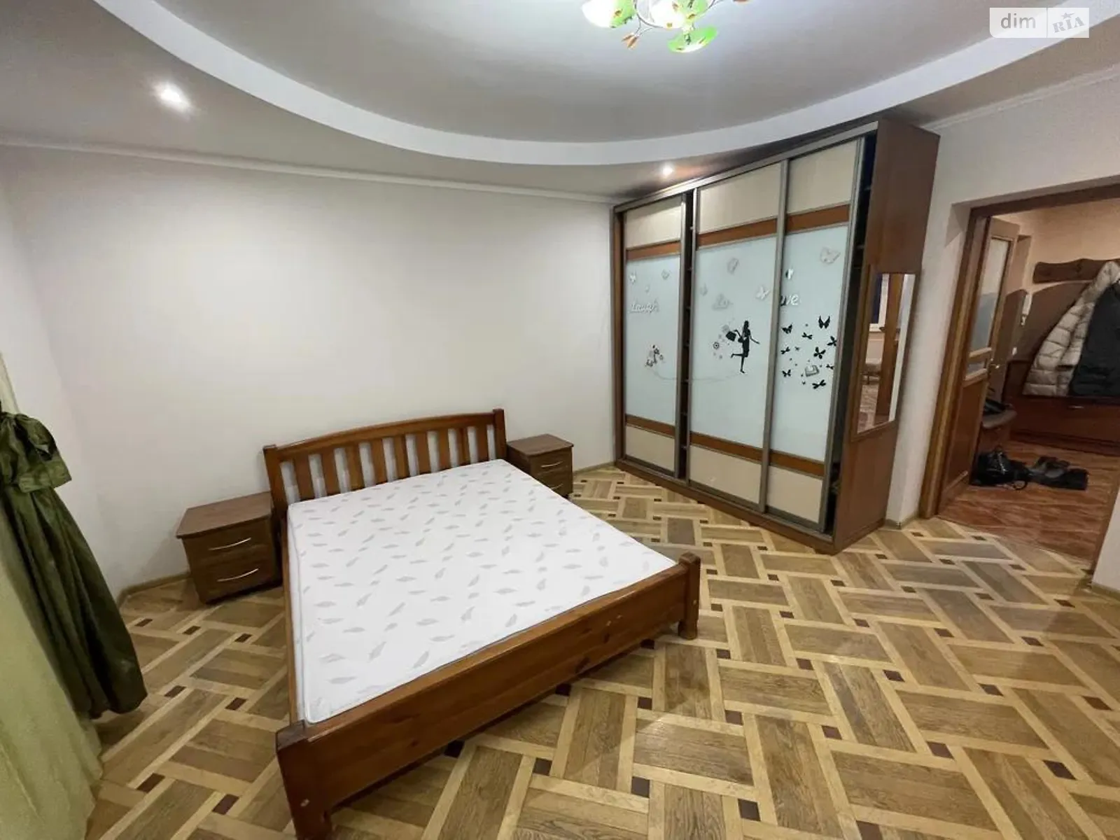 Продается 2-комнатная квартира 74.5 кв. м в Львове, ул. Кавалеридзе Ивана - фото 1