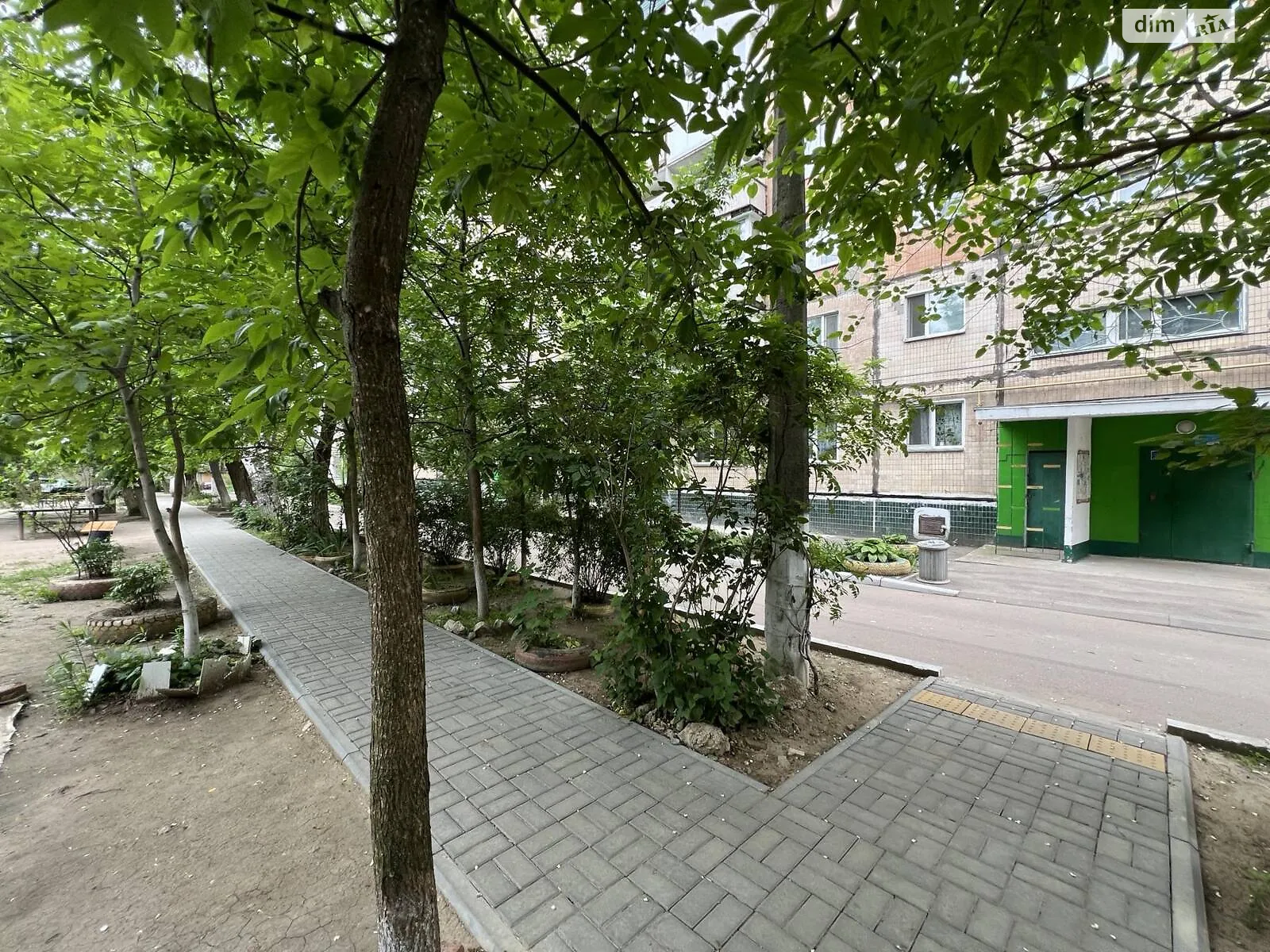 Продается 3-комнатная квартира 58.4 кв. м в Николаеве, ул. Космонавтов, 132 - фото 1