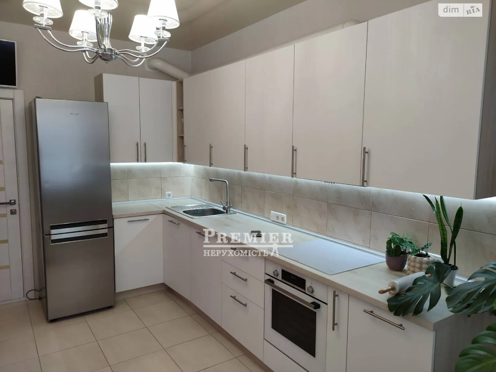 Продается 1-комнатная квартира 43.9 кв. м в Лиманке, ул. Спортивная - фото 1