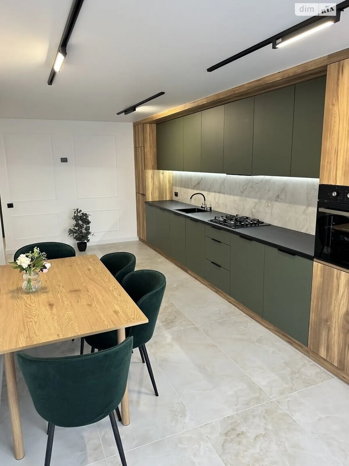 2-комнатная квартира 75 кв. м в Тернополе, цена: 86000 $ - фото 1