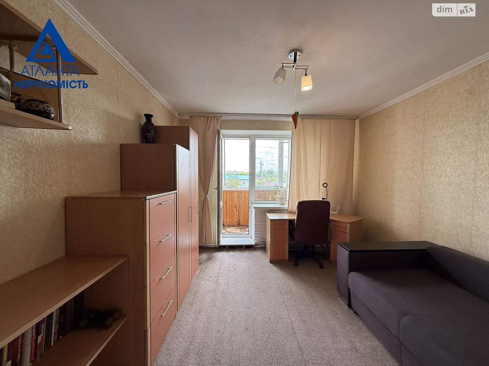 3-комнатная квартира 62.7 кв. м в Луцке, ул. Киверцевская, 16 - фото 1