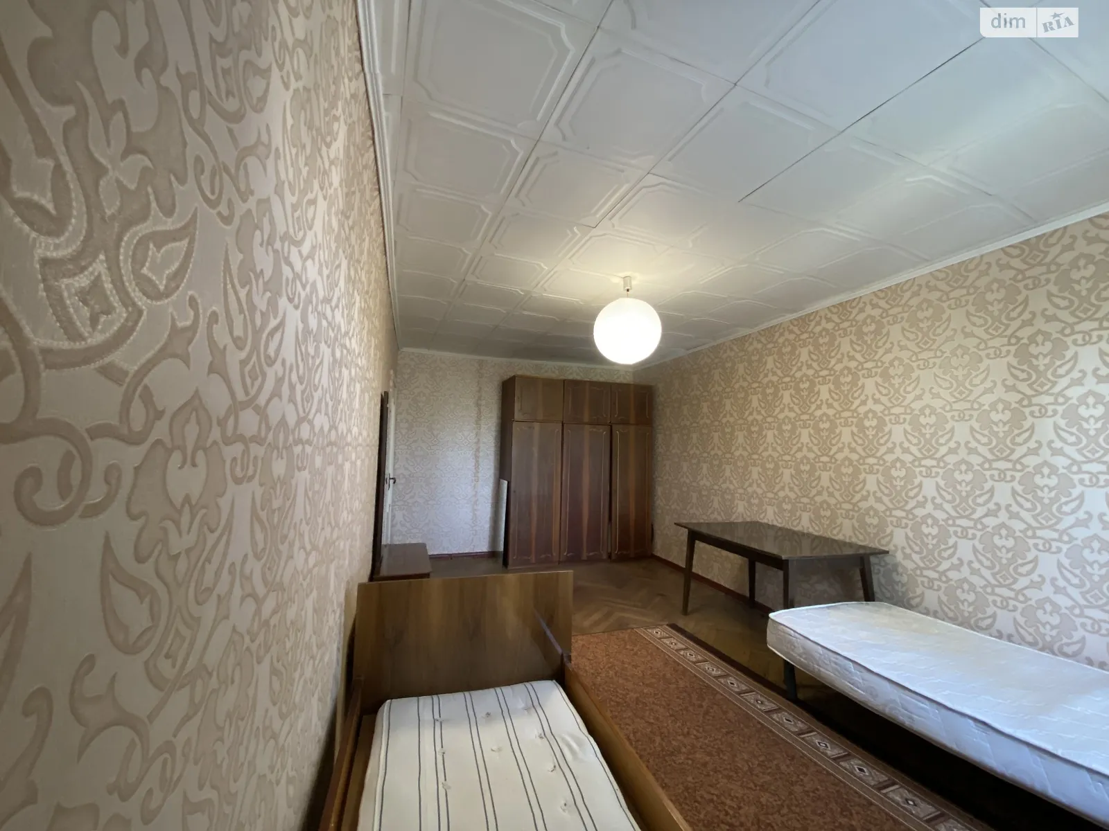 Продается 3-комнатная квартира 63 кв. м в Киеве, просп. Голосеевский(40-летия Октября), 100/2 - фото 1