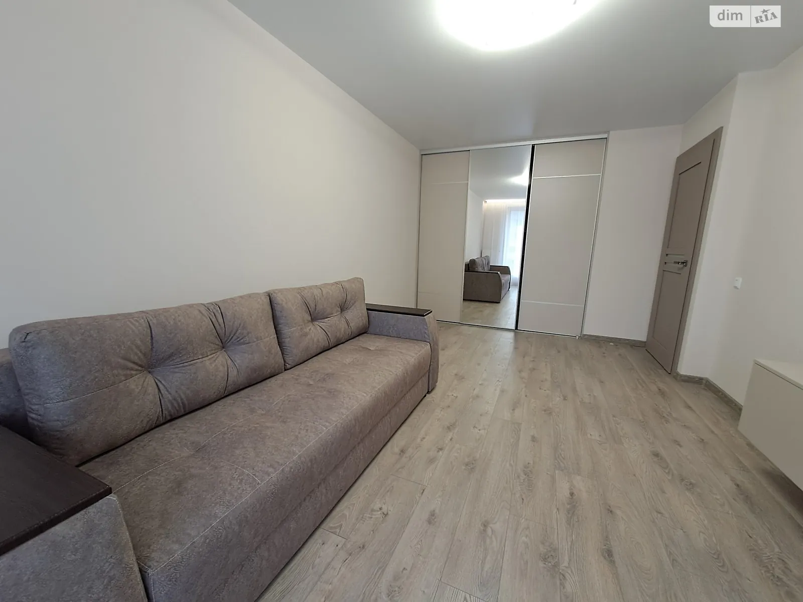 1-комнатная квартира 42 кв. м в Тернополе, просп. Бандеры Степана - фото 1