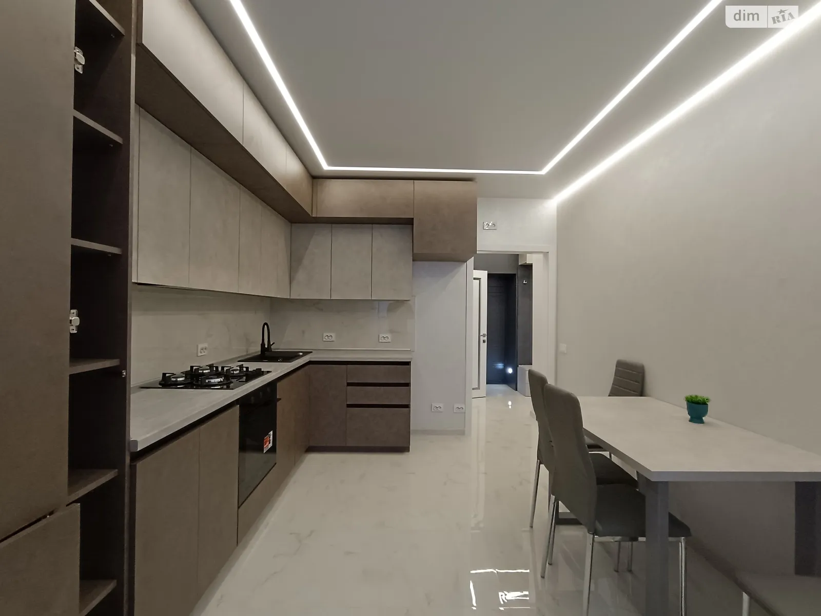 Продается 1-комнатная квартира 40 кв. м в Ивано-Франковске, цена: 63000 $ - фото 1