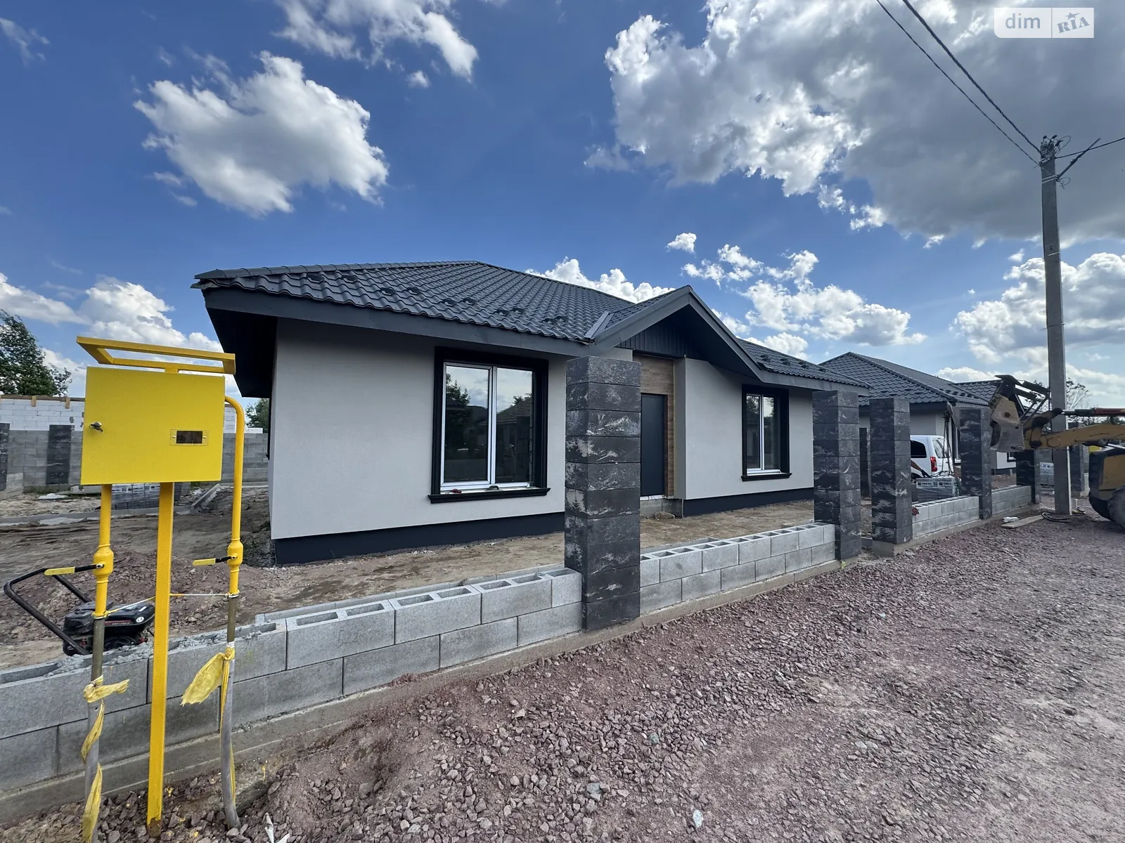 Продается одноэтажный дом 98 кв. м с участком, цена: 84000 $ - фото 1