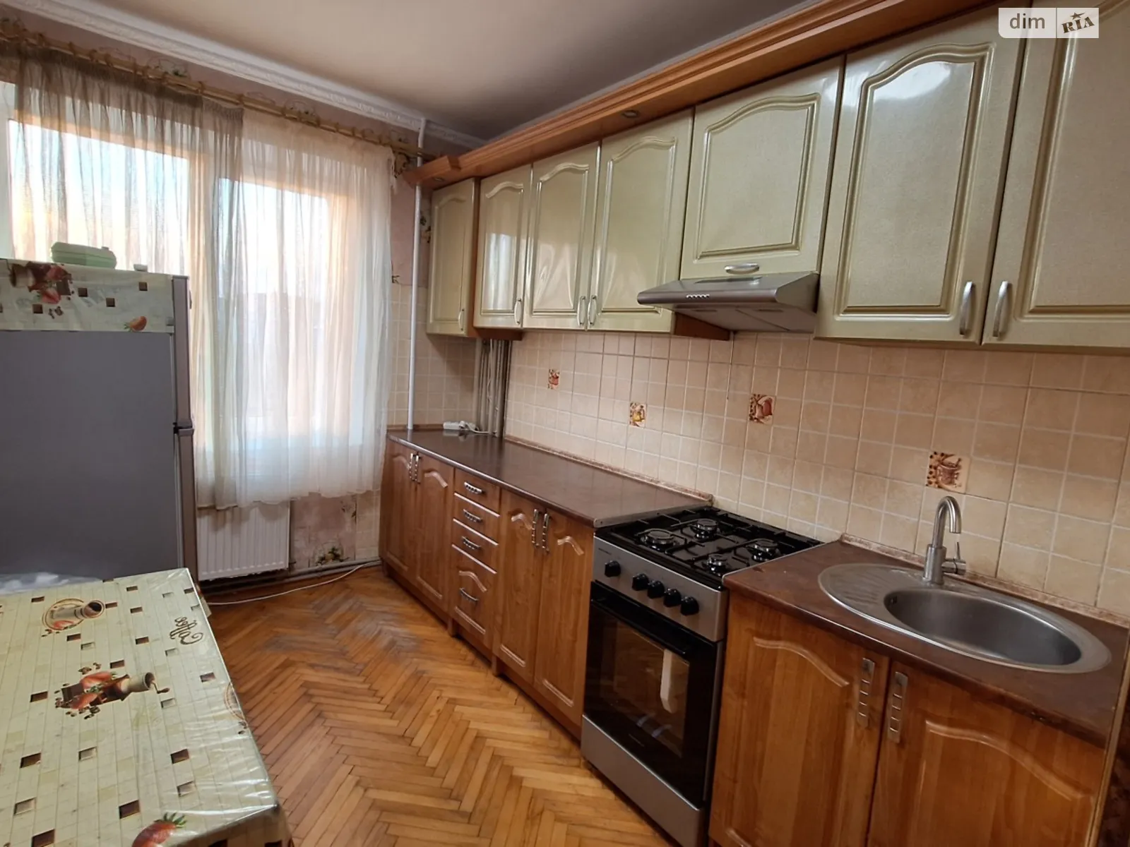 3-кімнатна квартира 65 кв. м у Тернополі, вул. Академіка Сергія Корольова, 4 - фото 1