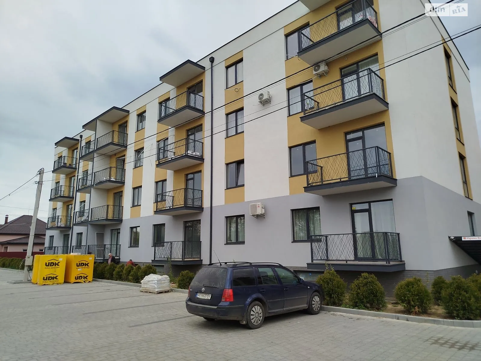 Продається 1-кімнатна квартира 38.98 кв. м у Ужгороді, вул. Загорська, 184 - фото 1