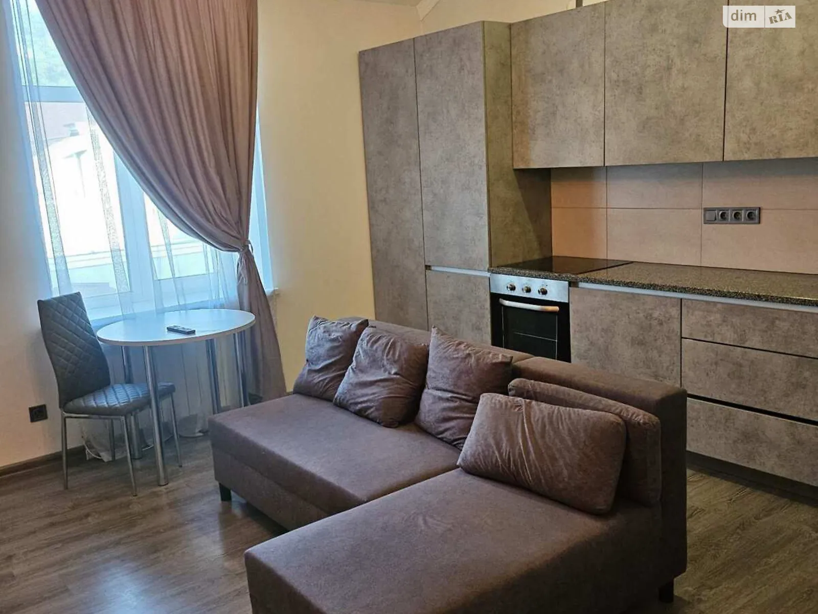 Здається в оренду 1-кімнатна квартира 40 кв. м у Києві, вул. Сумська, 20Б - фото 1