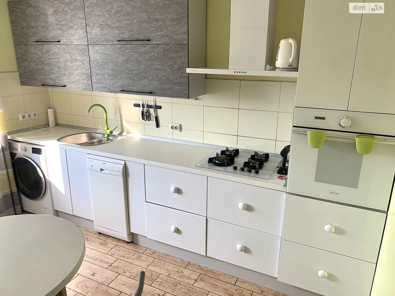 3-комнатная квартира 68.4 кв. м в Запорожье, ул. Калнышевского - фото 1
