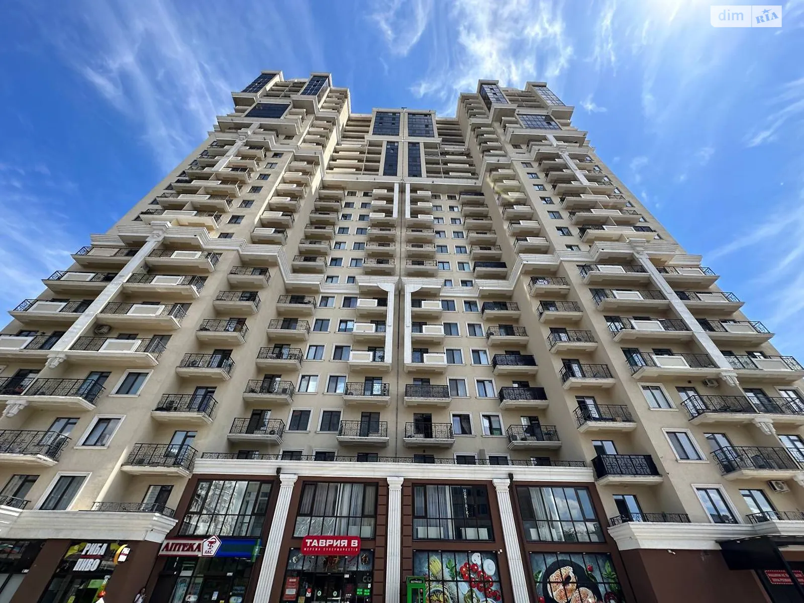 Продается 3-комнатная квартира 99 кв. м в Одессе, ул. Педагогическая, 23Б - фото 1