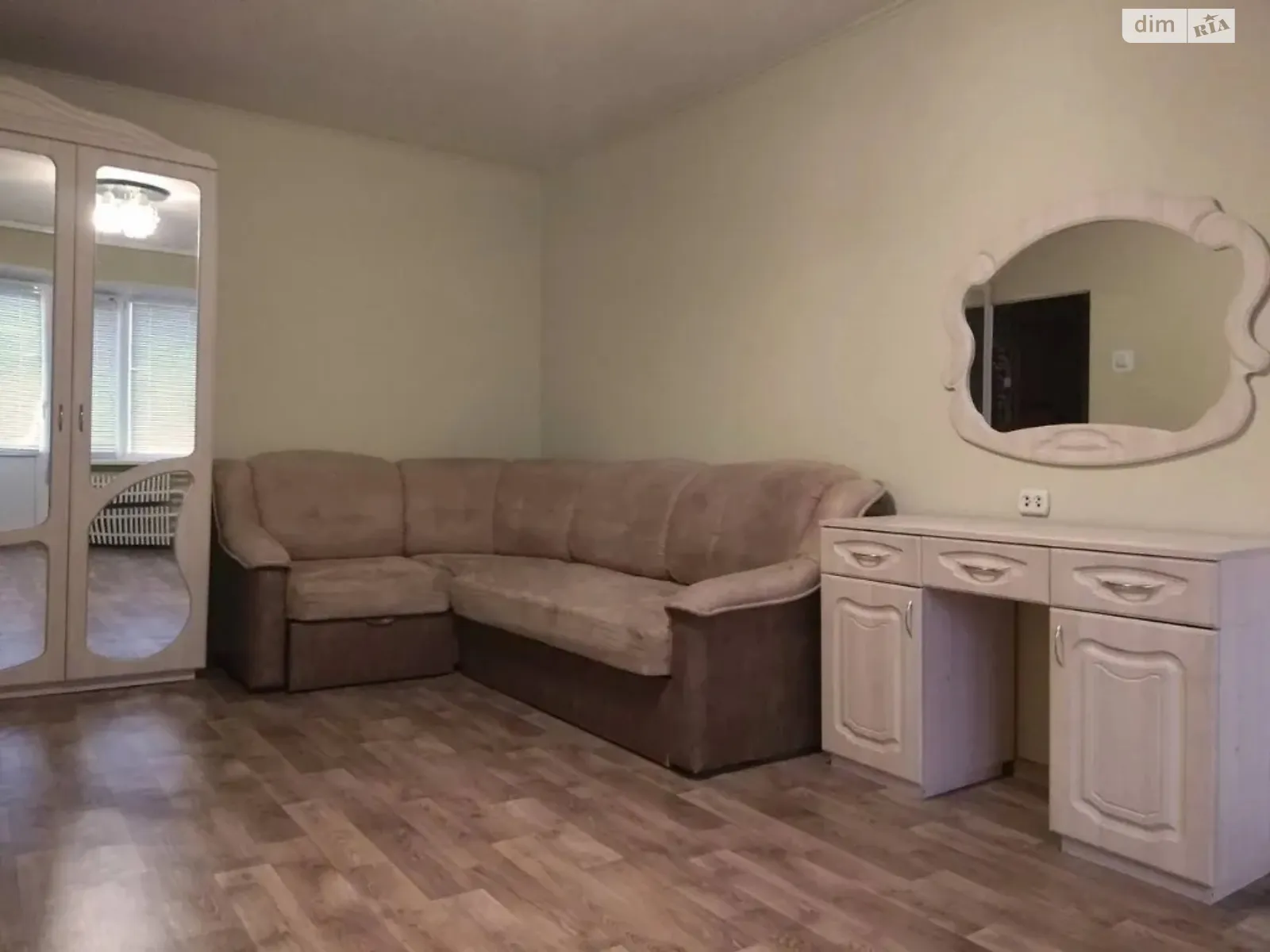 Продается 1-комнатная квартира 35 кв. м в Днепре, ул. Новогодняя, 51 - фото 1