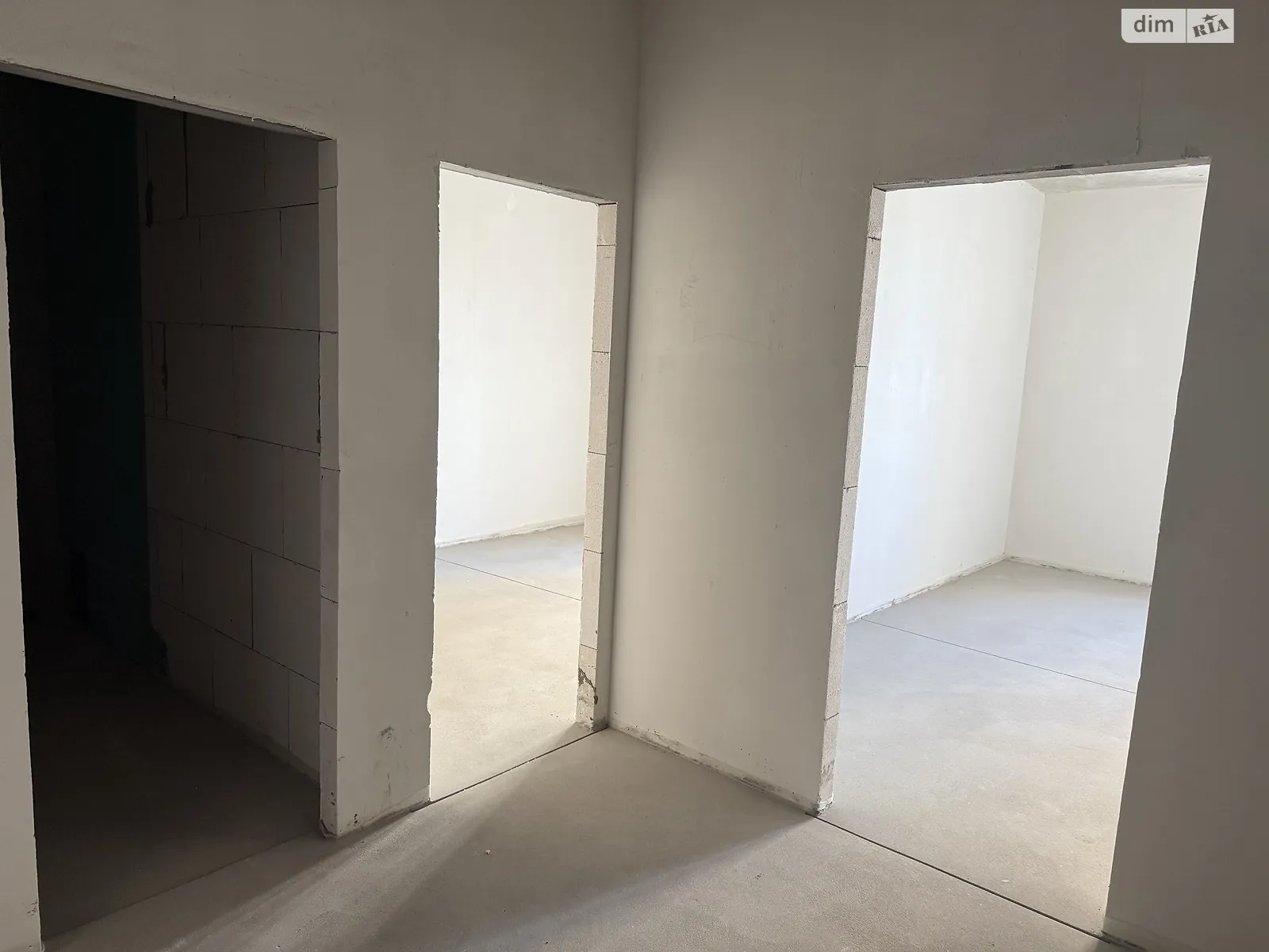 Продается 1-комнатная квартира 42 кв. м в Одессе, ул. Краснова, 1Г - фото 1