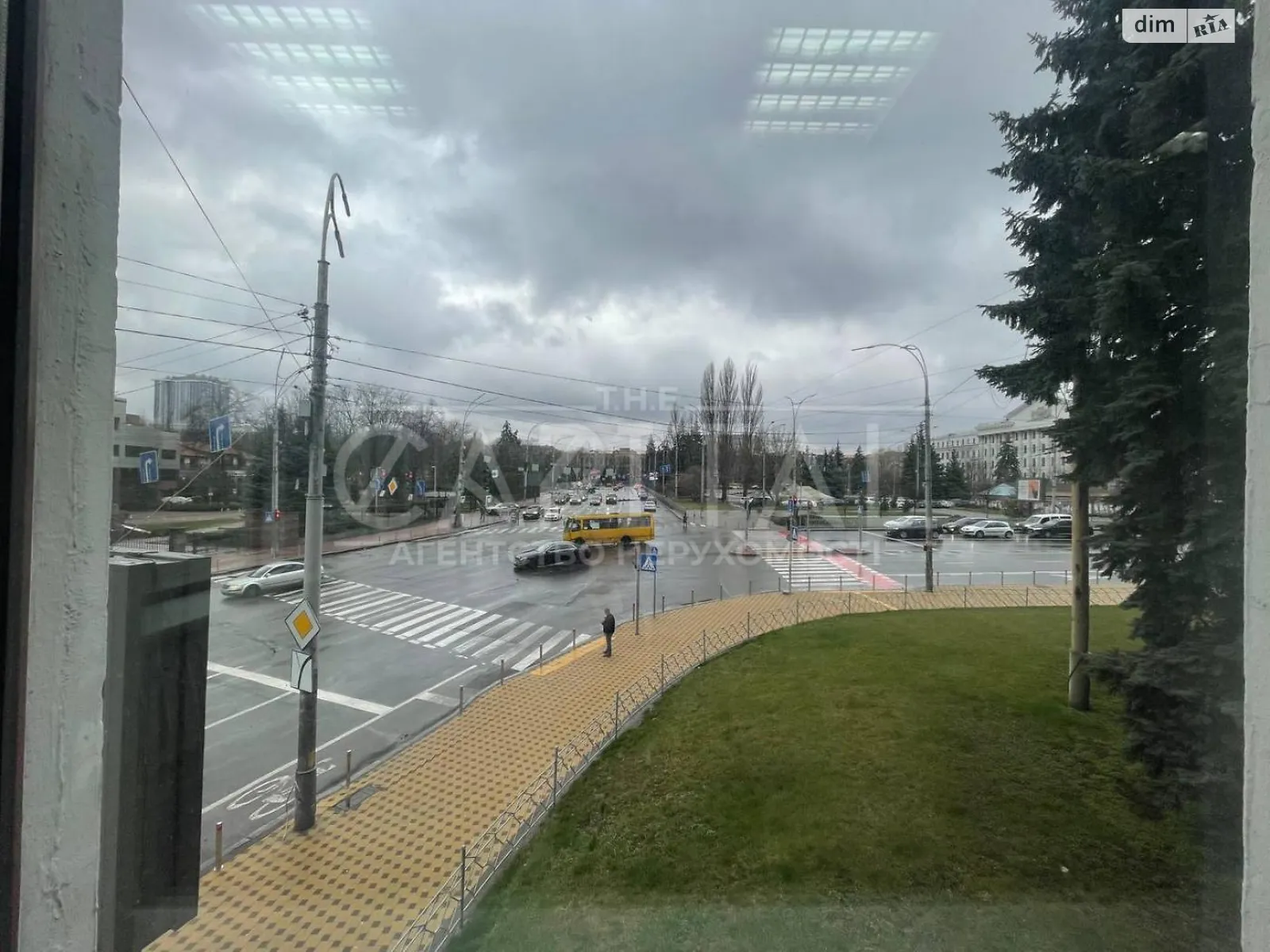 Здається в оренду офіс 150 кв. м в бізнес-центрі, цена: 1825 $ - фото 1