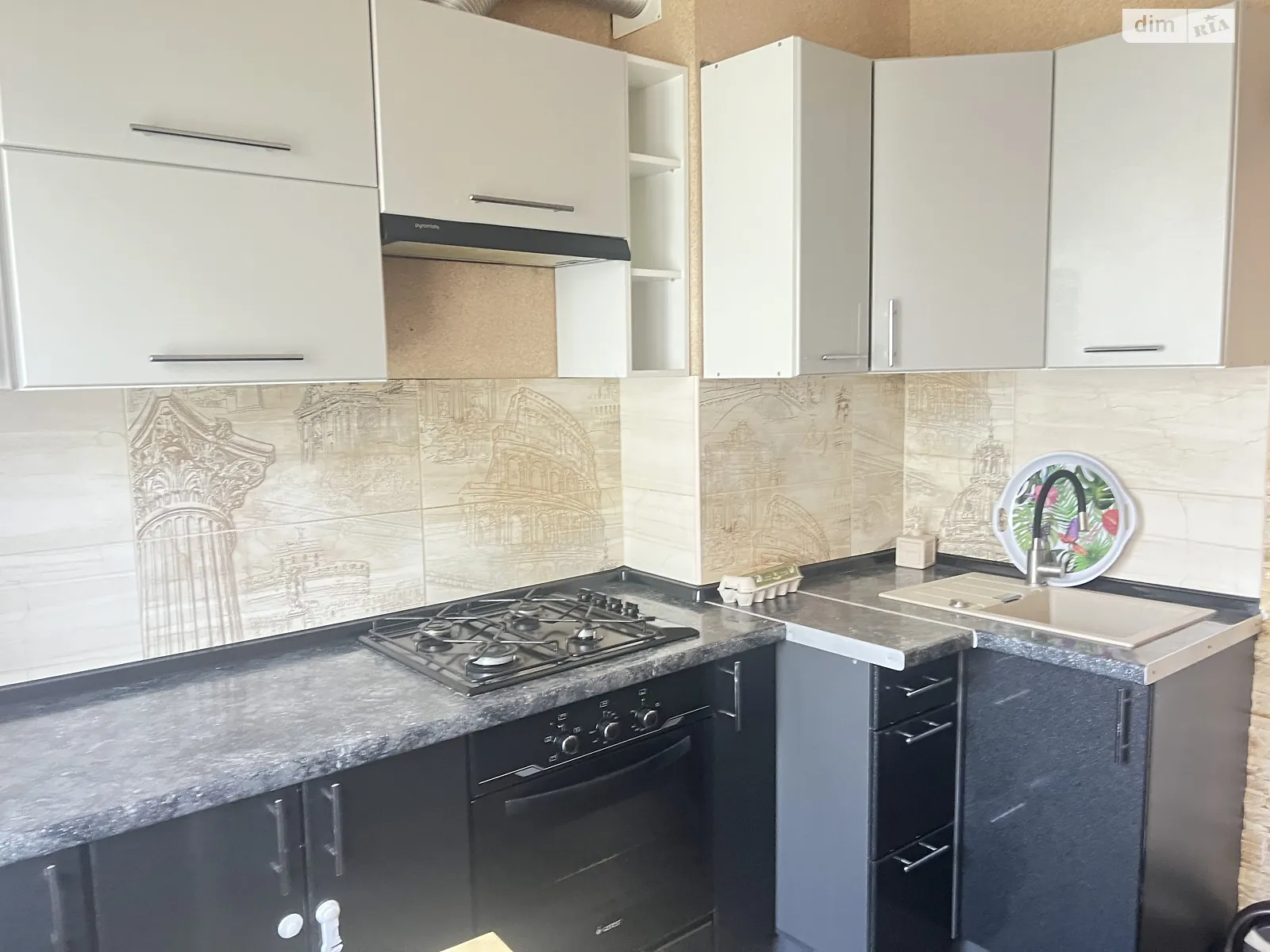 Сдается в аренду 1-комнатная квартира 35 кв. м в Одессе, просп. Небесной Сотни - фото 1