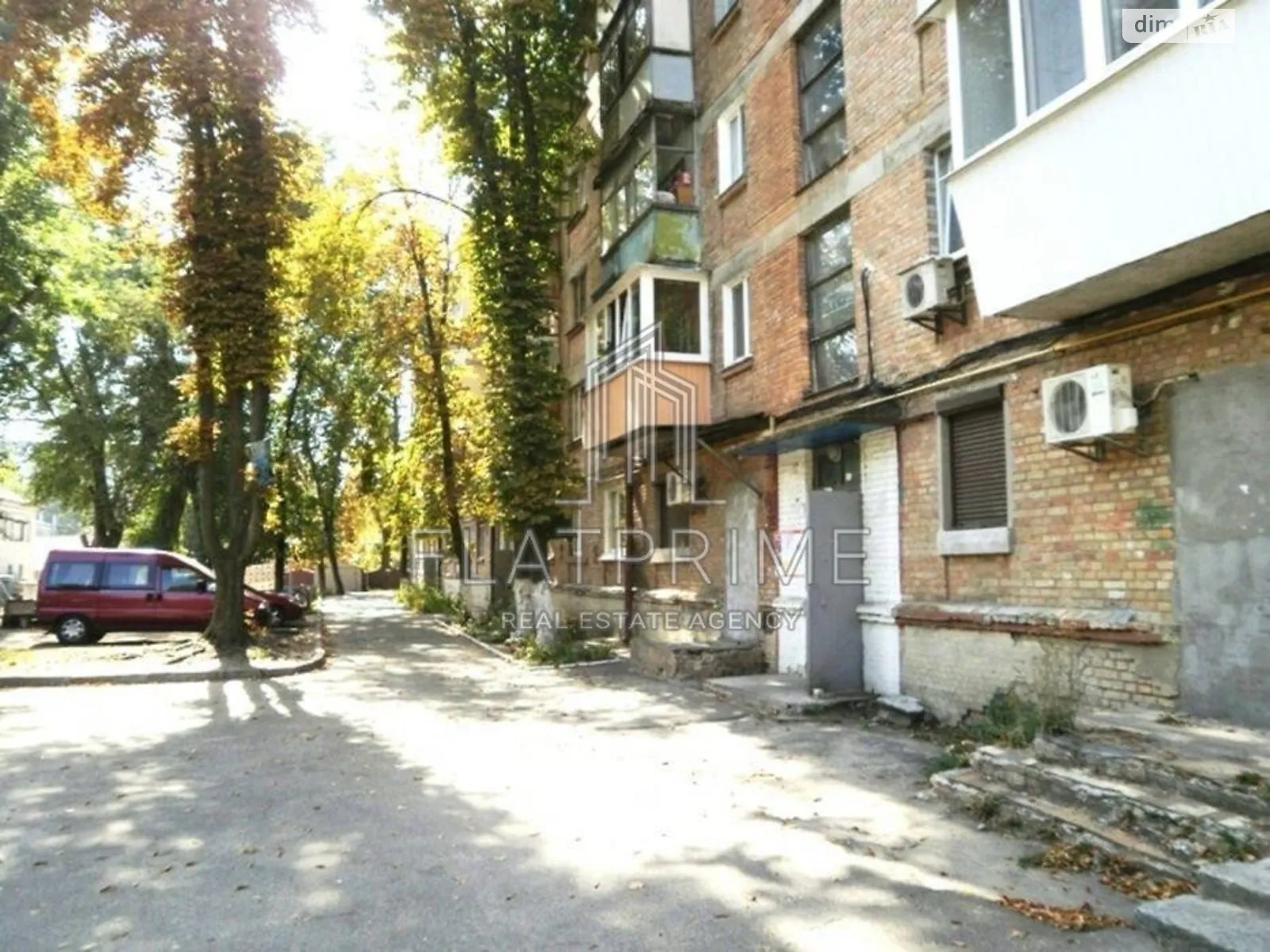 Продается 1-комнатная квартира 30 кв. м в Киеве, ул. Олексы Тихого(Выборгская), 91А - фото 1