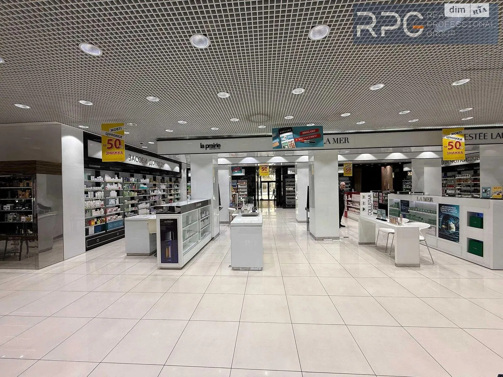 Сдается в аренду офис 436 кв. м в бизнес-центре, цена: 13080 $ - фото 1