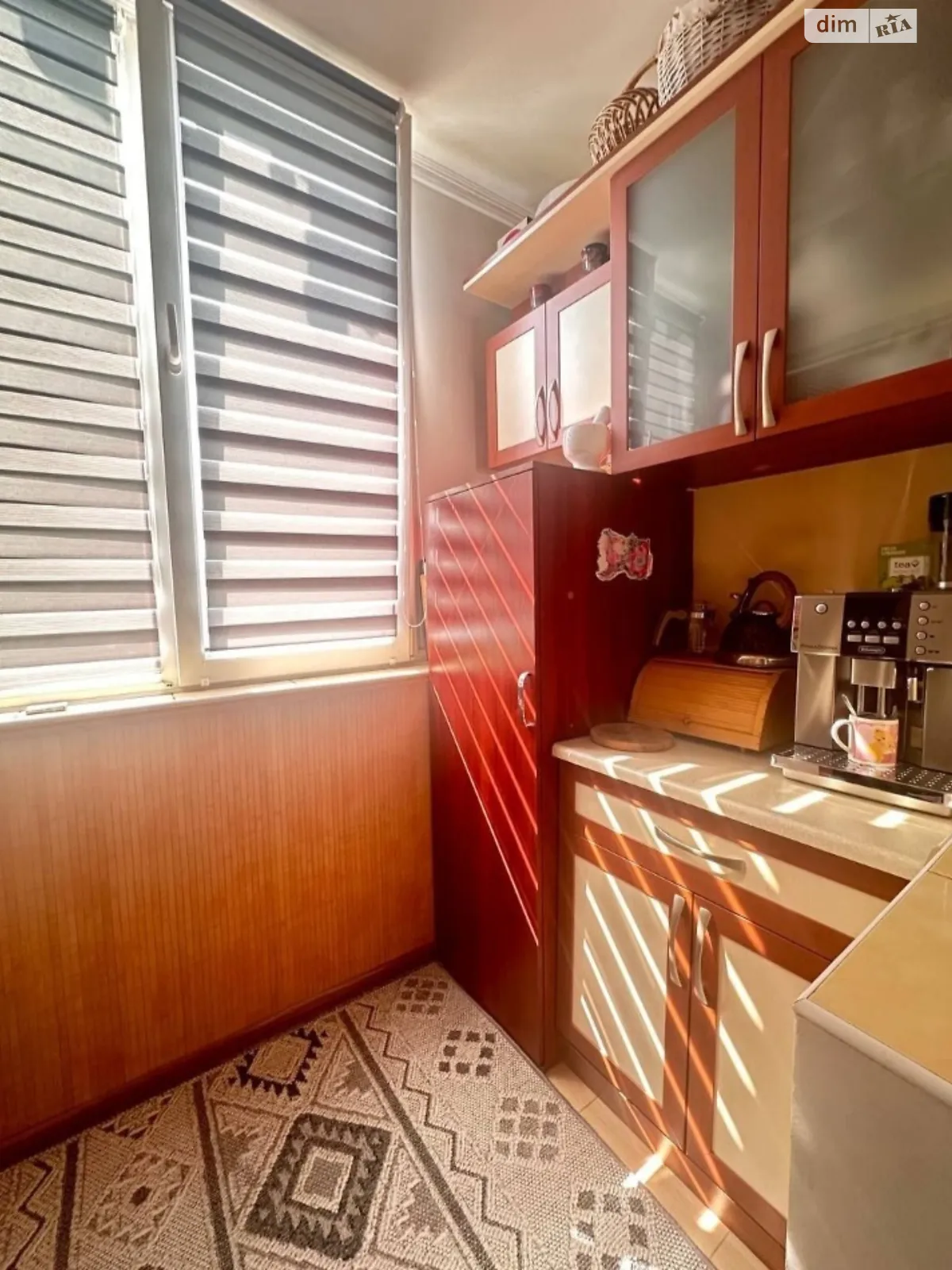 Продается 1-комнатная квартира 39 кв. м в Черновцах - фото 1