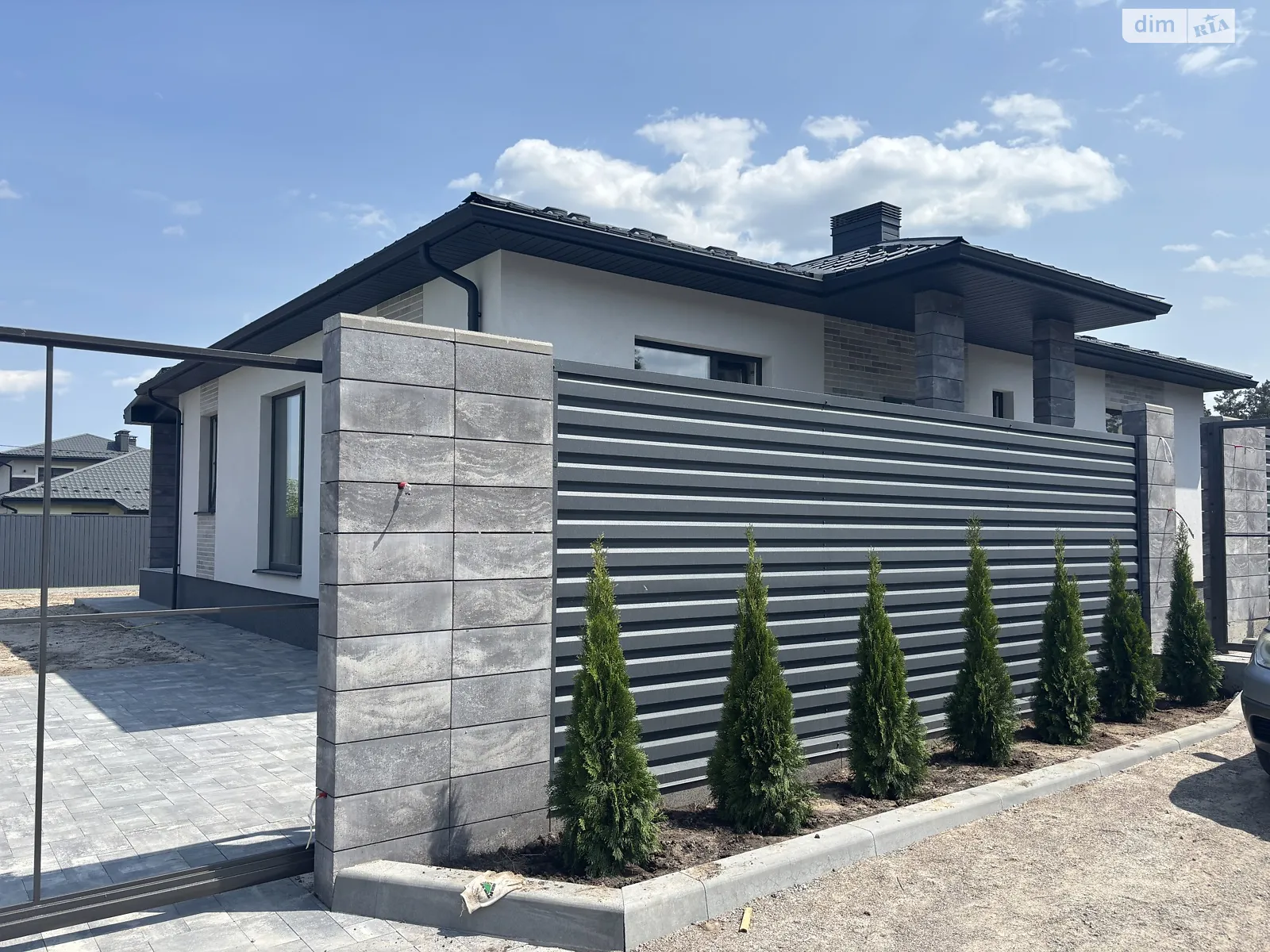 Продается одноэтажный дом 144 кв. м с камином, цена: 142000 $ - фото 1
