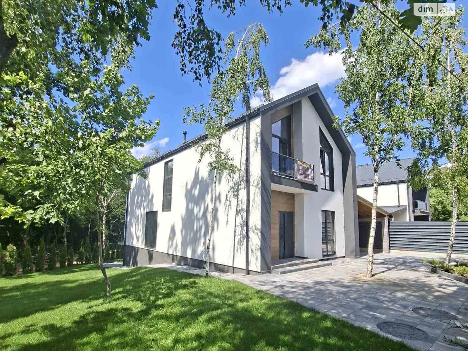 Продается дом на 2 этажа 160 кв. м с верандой, цена: 200000 $ - фото 1