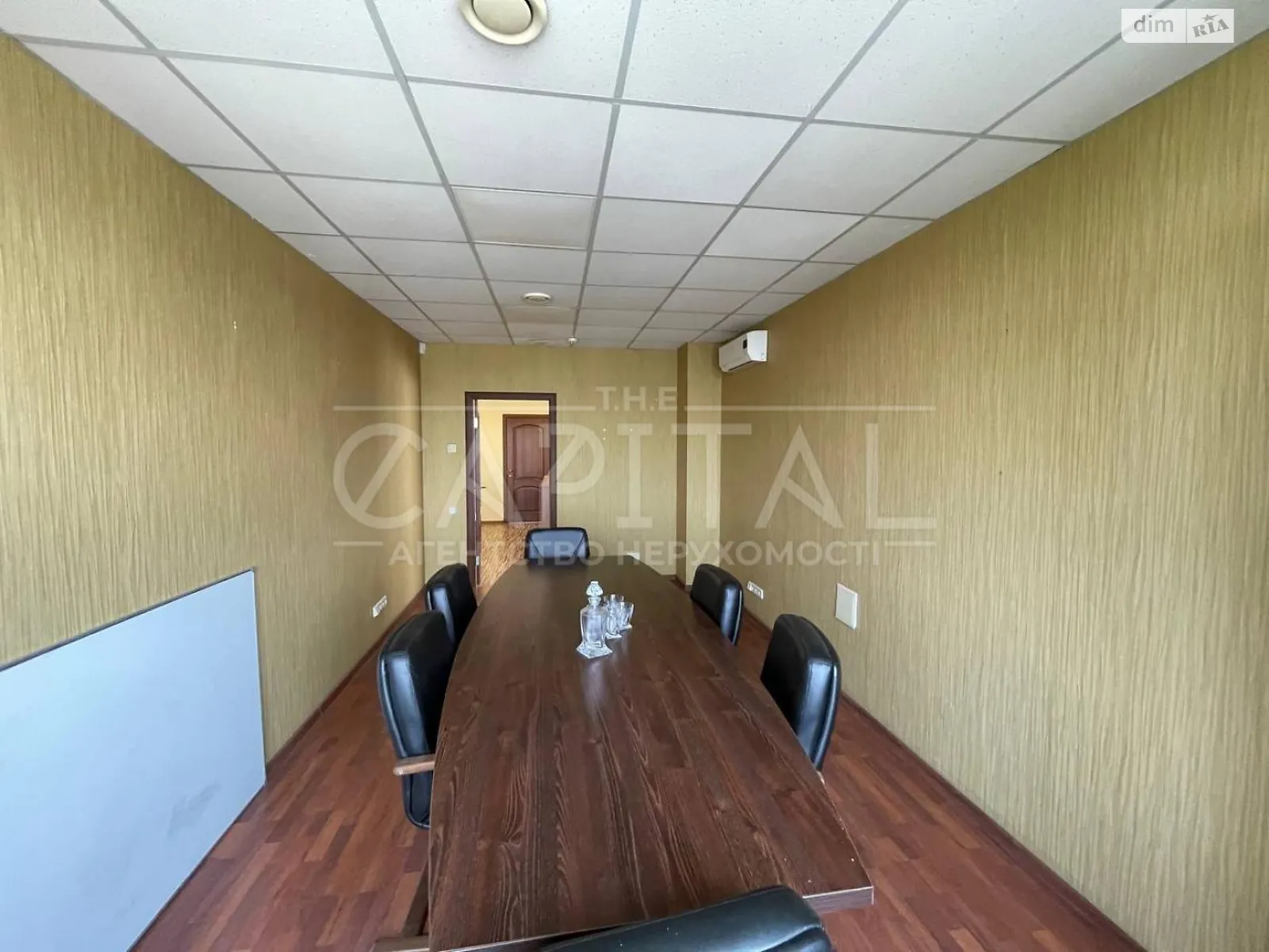 Здається в оренду офіс 200 кв. м в бізнес-центрі, цена: 1000 $ - фото 1