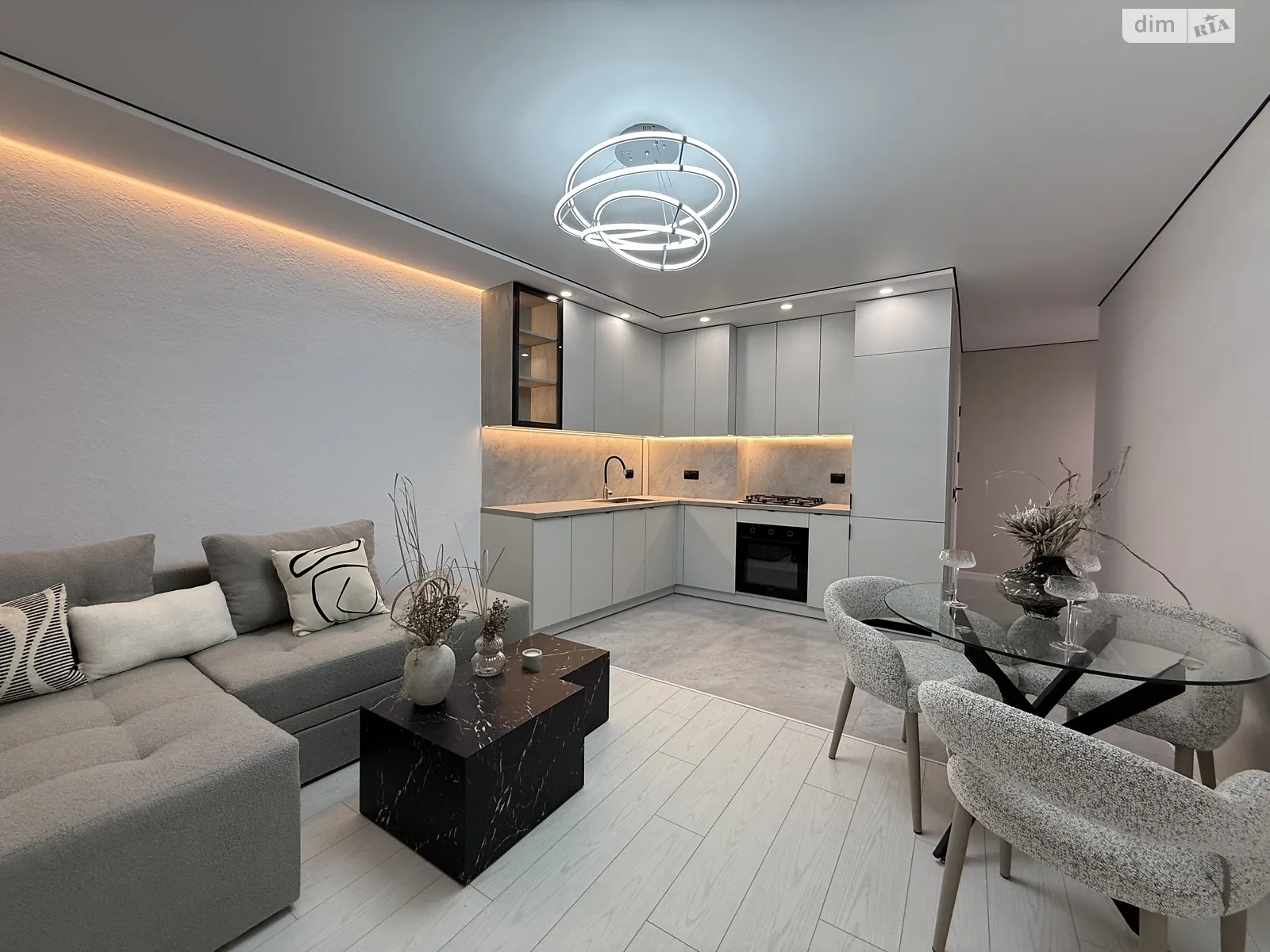 3-кімнатна квартира 63 кв. м у Тернополі, цена: 74500 $ - фото 1