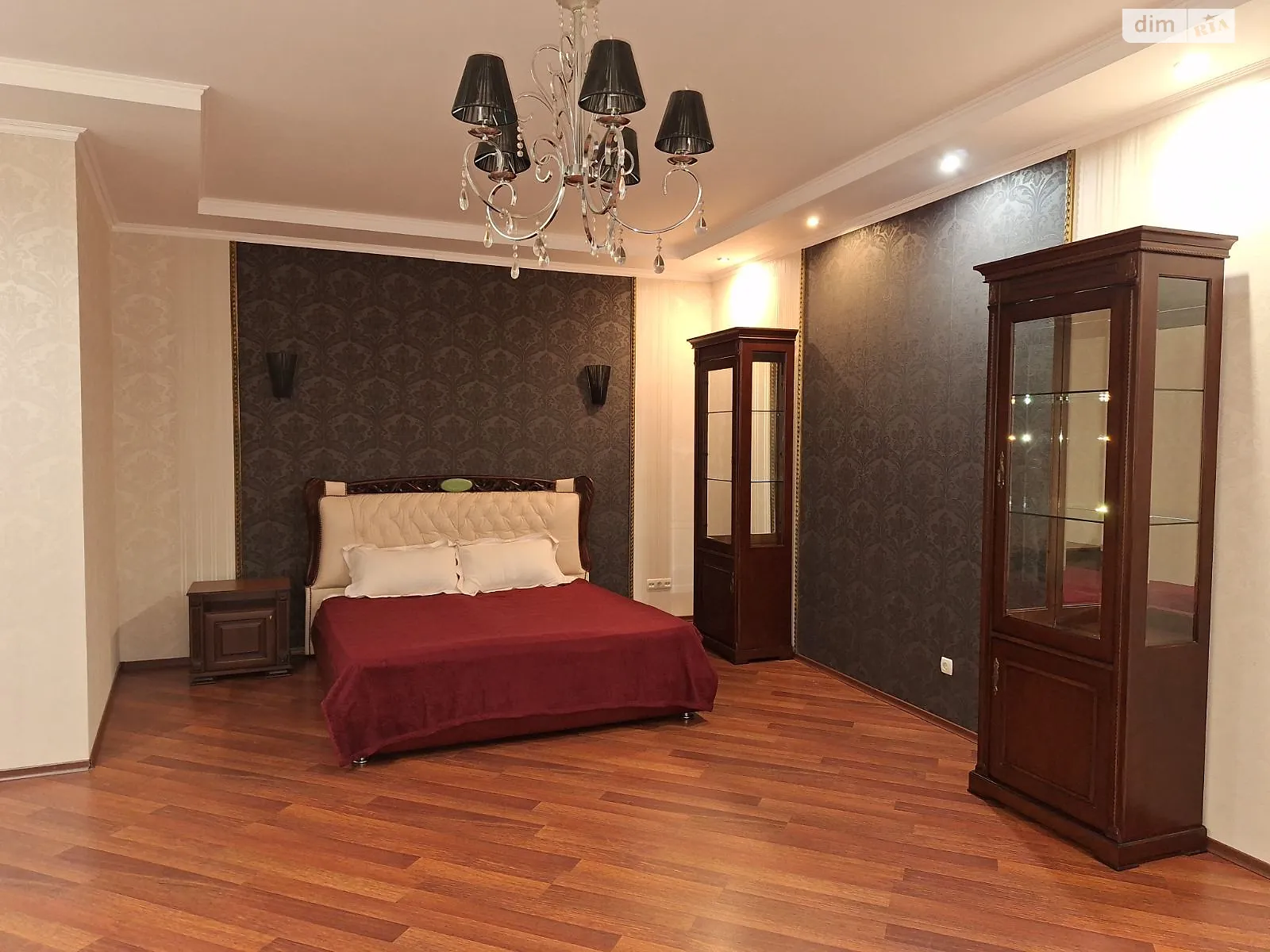 Продается 2-комнатная квартира 75 кв. м в Одессе, Фонтанская дор., 49/1 - фото 1