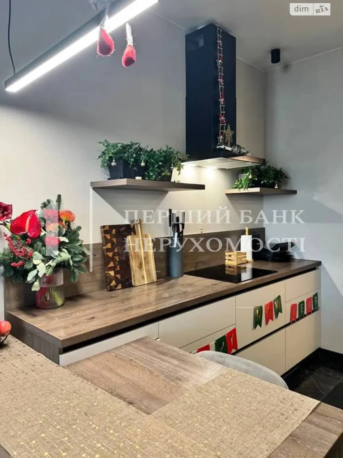 Продається 1-кімнатна квартира 68 кв. м у Одесі, просп. Шевченка, 29/1 - фото 1