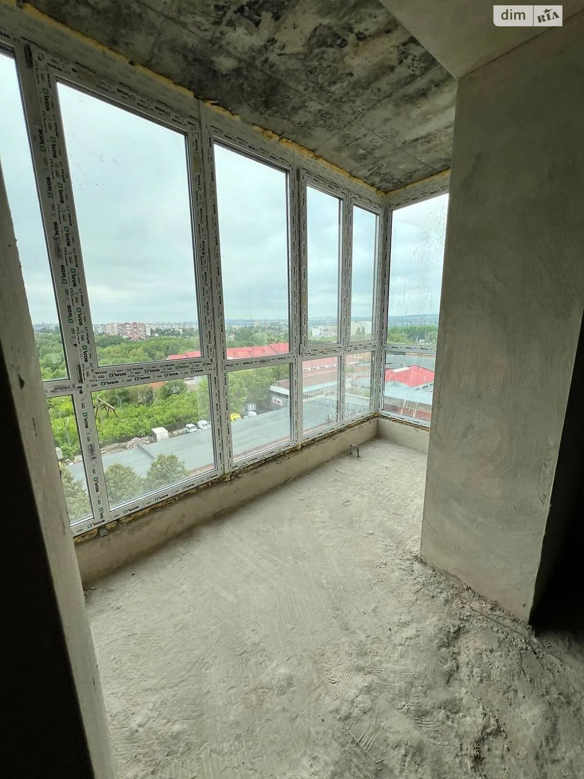 Продается 2-комнатная квартира 69.8 кв. м в Хмельницком, ул. Довженко, 4В - фото 1
