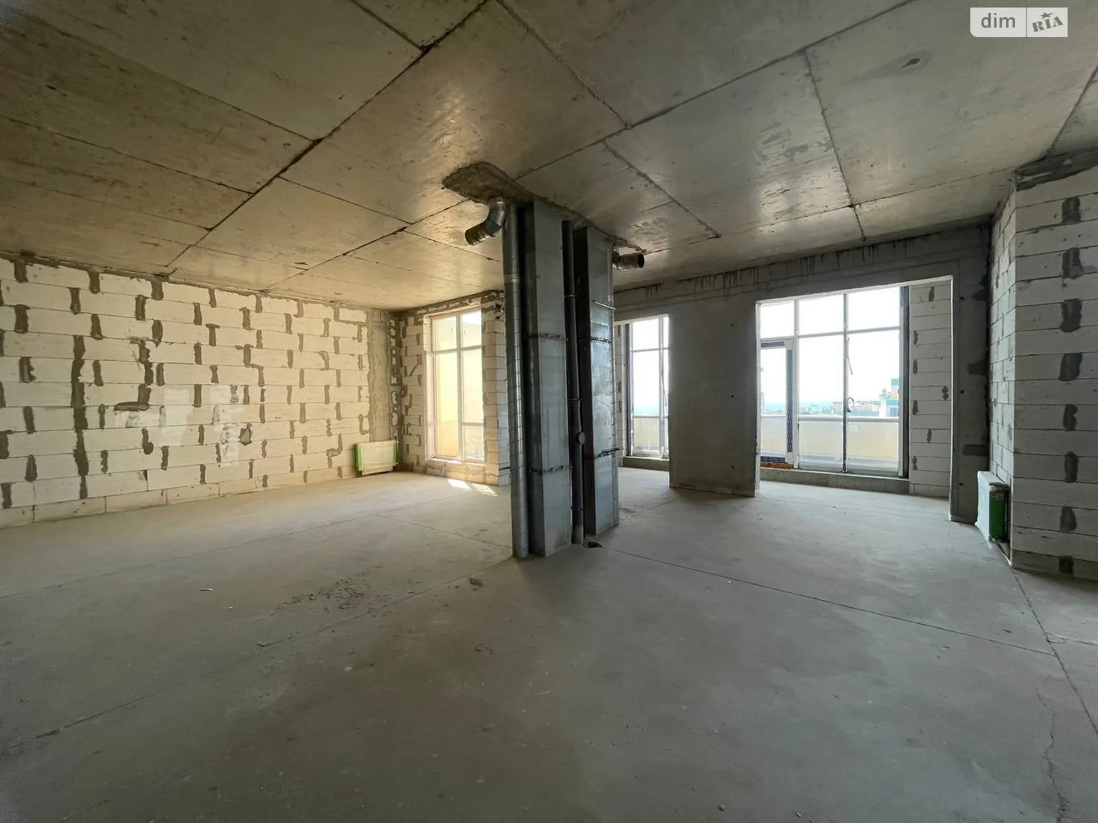 Продается 2-комнатная квартира 83 кв. м в Одессе, Фонтанская дор. - фото 1