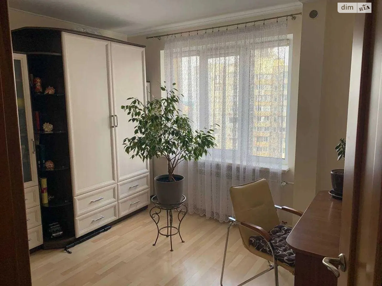 Продается 3-комнатная квартира 100 кв. м в Киеве, ул. Оноре де Бальзака, 4А - фото 1