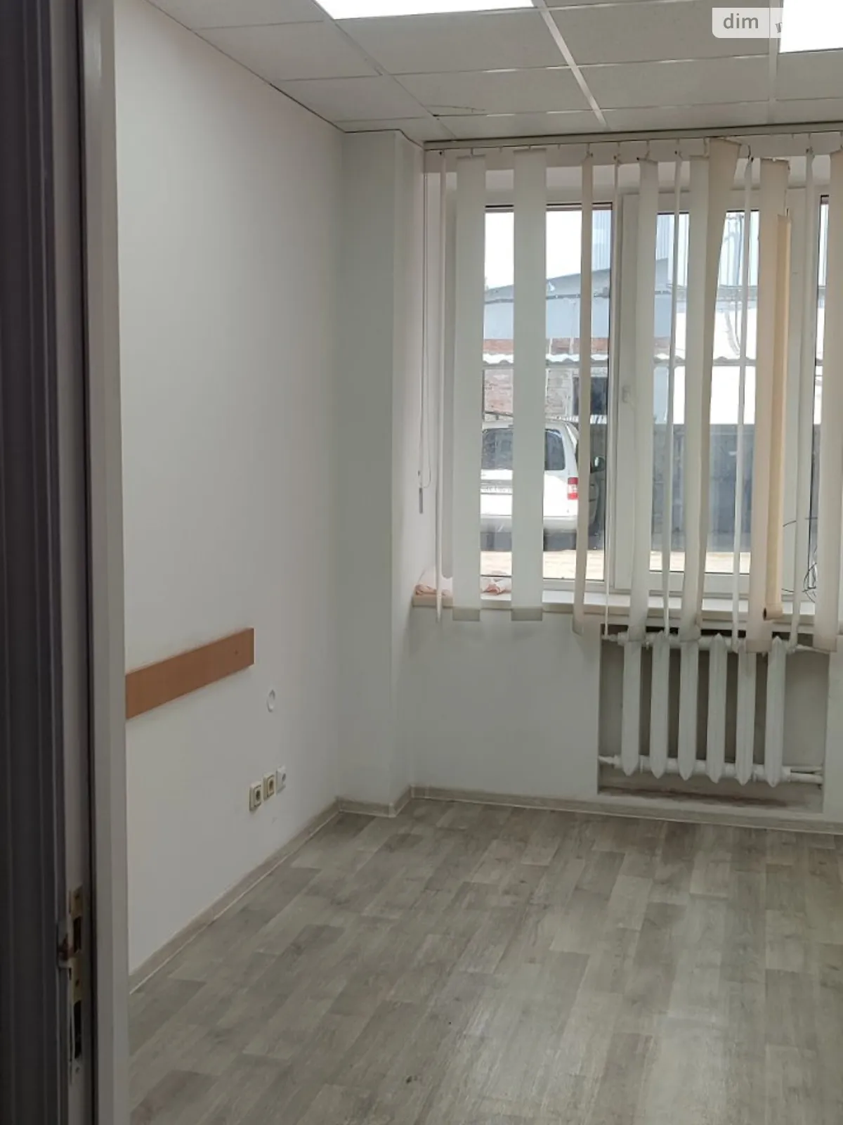 Здається в оренду офіс 12 кв. м в бізнес-центрі, цена: 4500 грн - фото 1